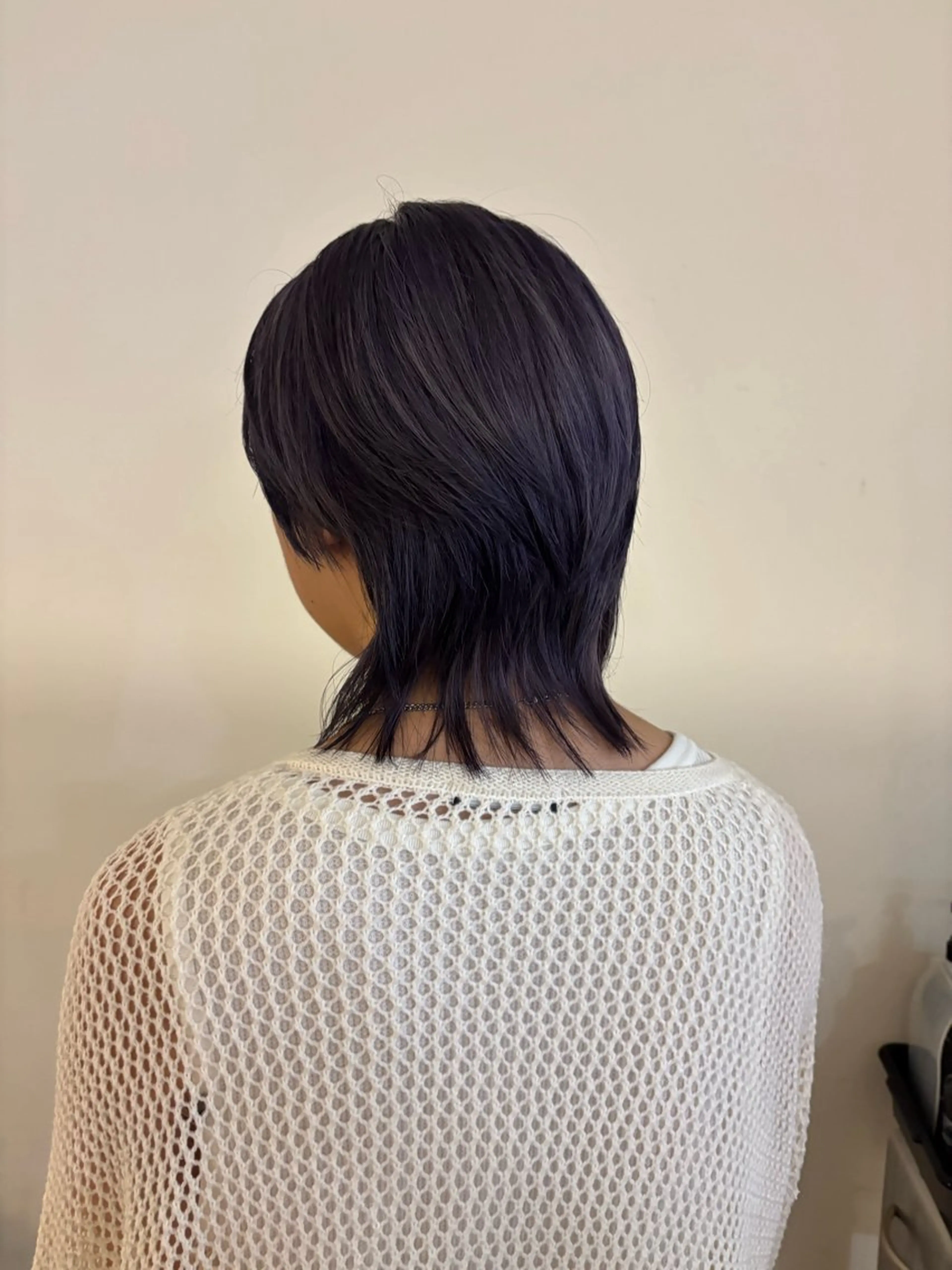 カラー ブリーチ 伊藤 優衣/アイブロ ウ／透明感カラーのヘアスタイル