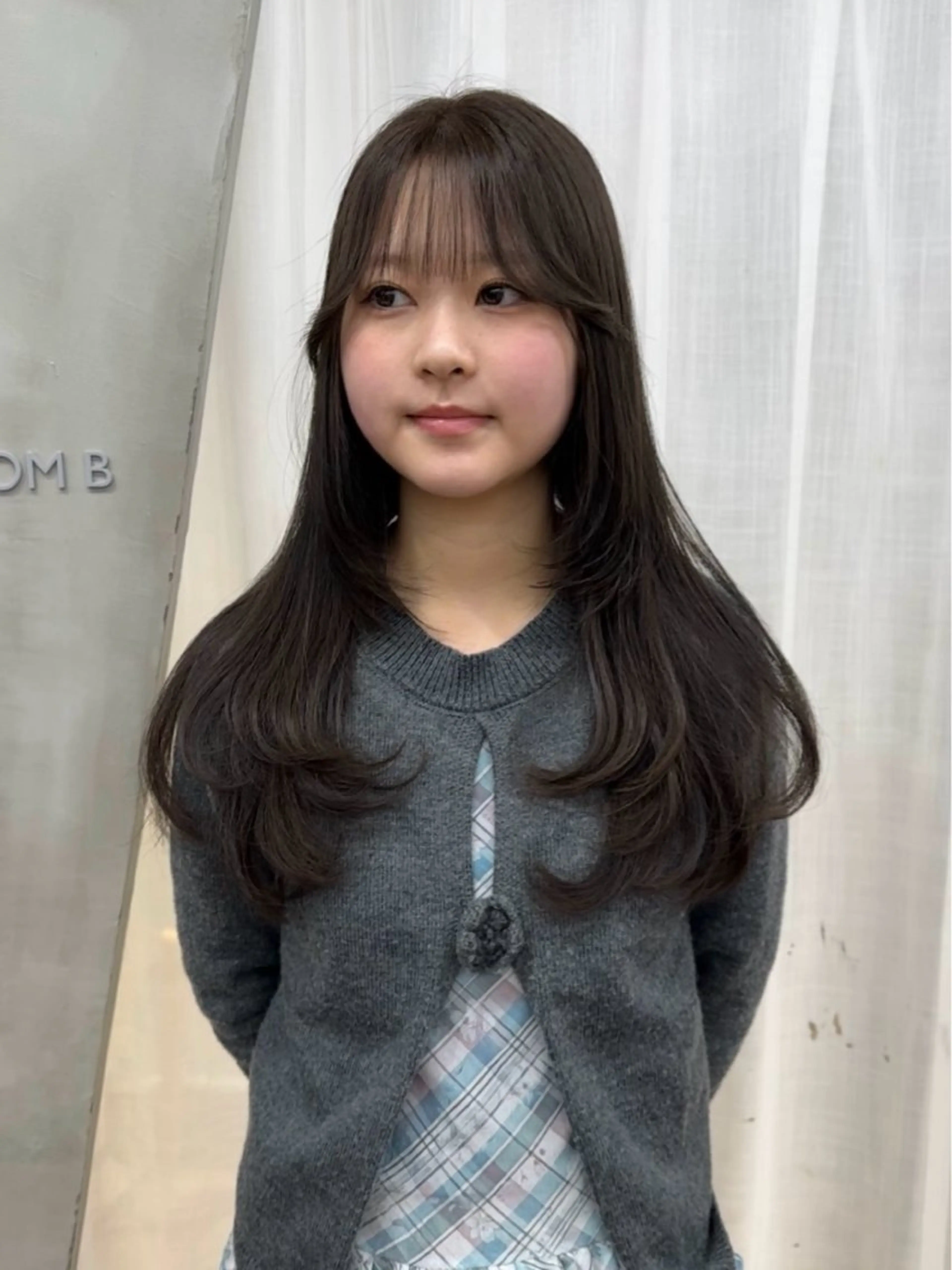 ロング カラー ハシヅメ キョウカのヘアスタイル