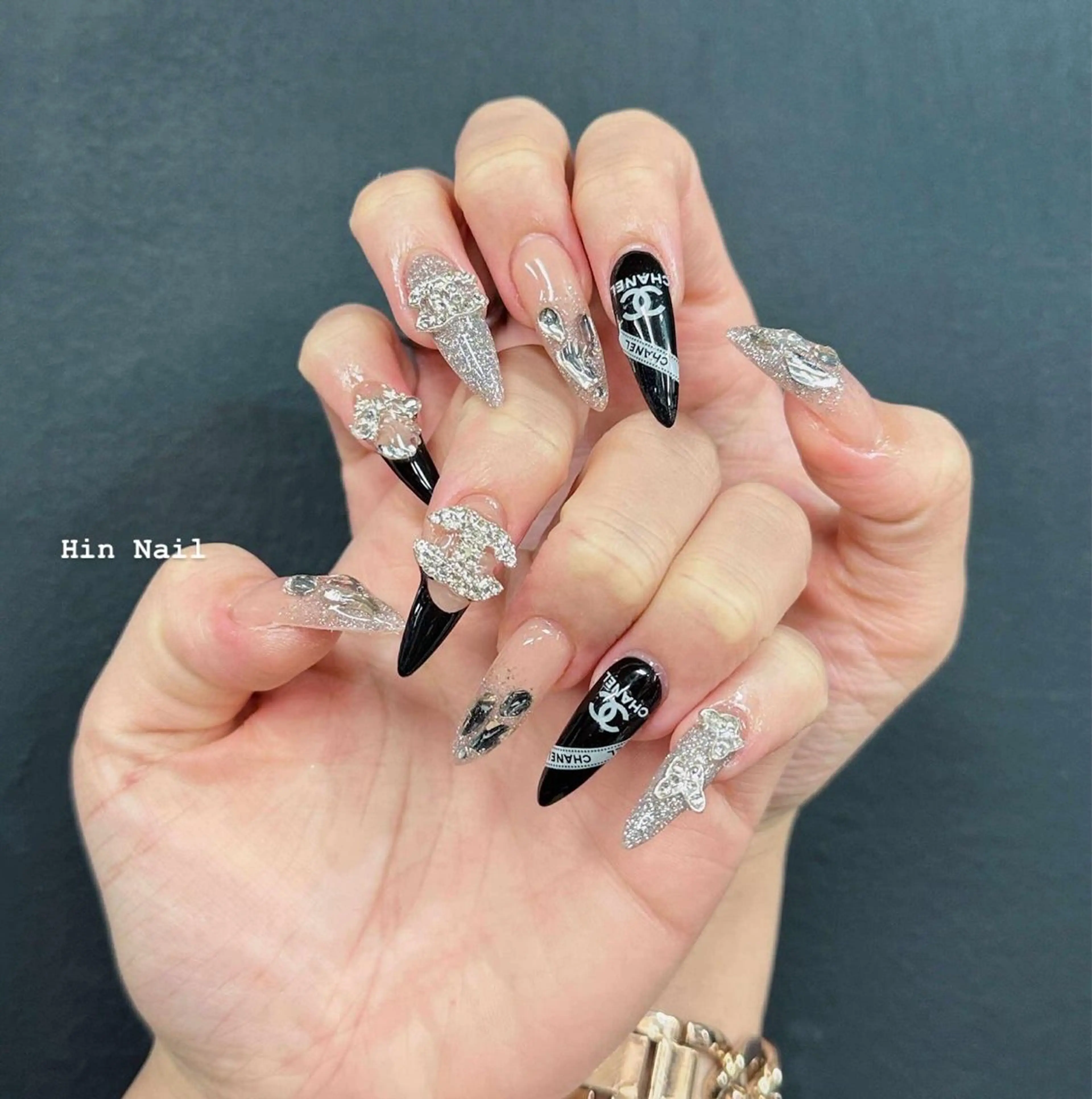 ネイル ハンドネイル HIN NAILのネイルデザイン