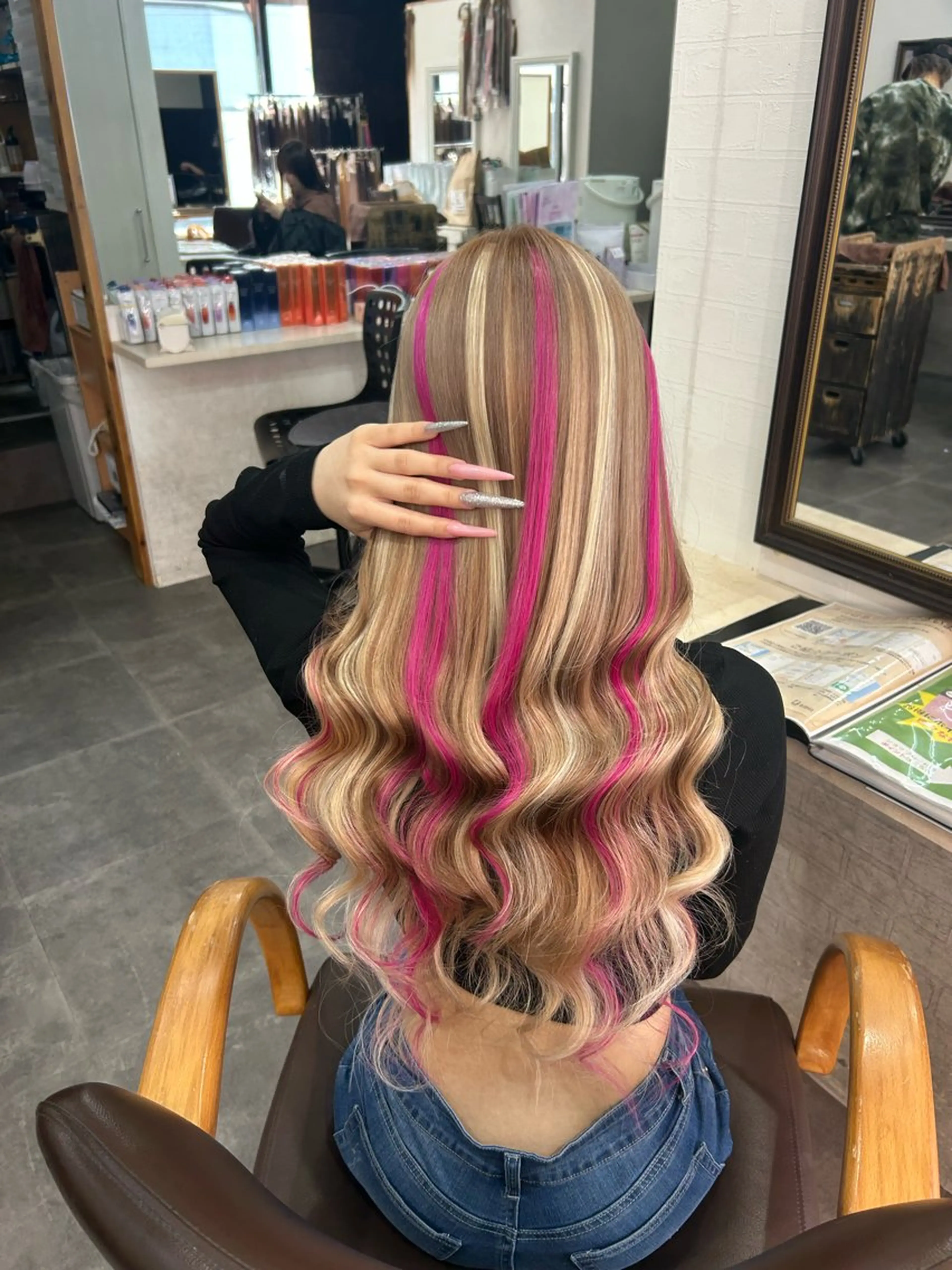 ロング カラー ヘアカラー エクステ 🌸U-topia 🌸伊藤穂乃花🌸のヘアスタイル