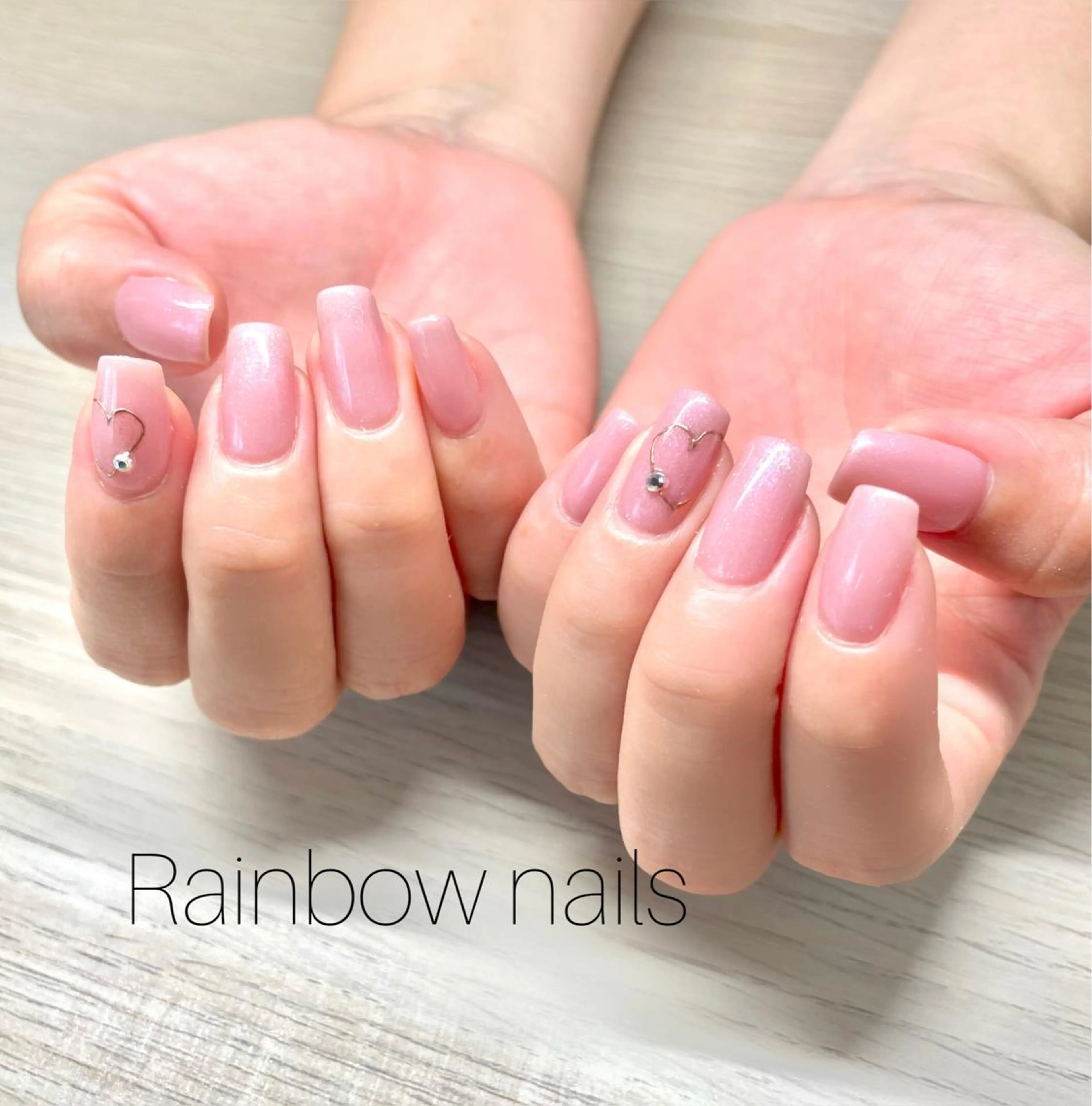 ネイル ピンク Rainbow nailsくろちゃんのネイルデザイン