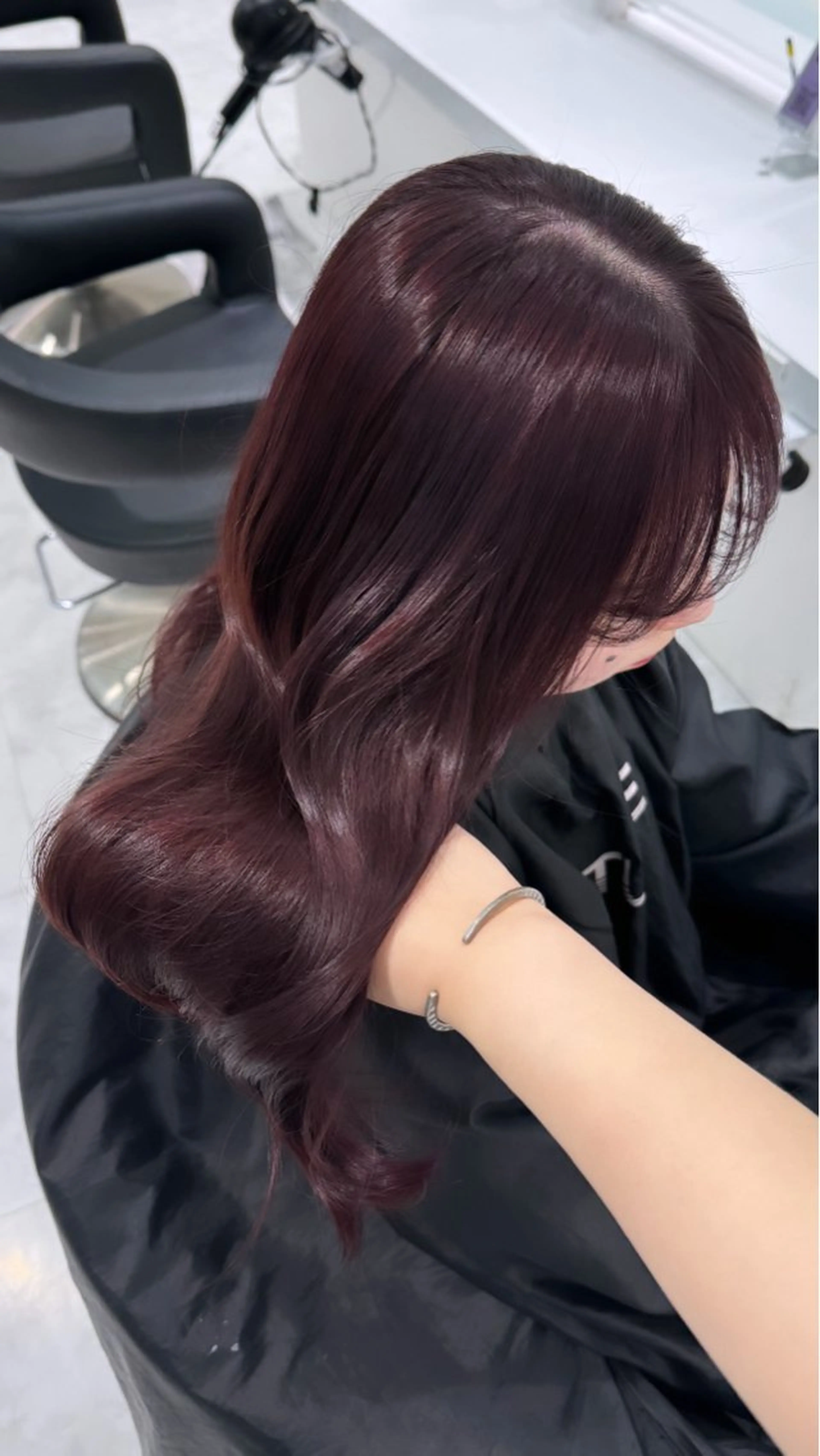 ロング カラー ヘアアレンジ ヘアカラー トリートメント ヘアセット 𝘳𝘺𝘰𝘬𝘢 髪質改善／ブリーチのヘアスタイル