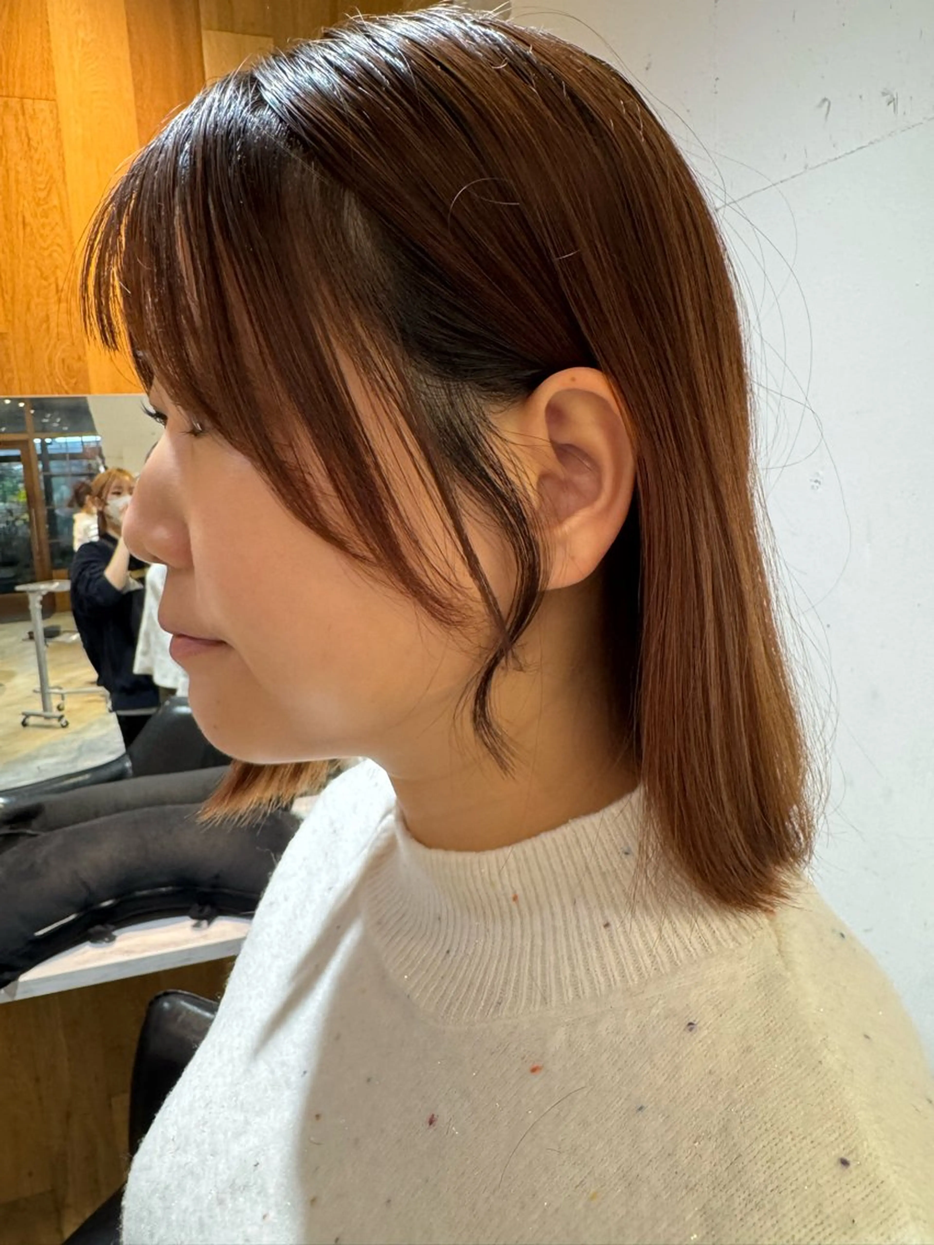 ミディアム 顔周りカット AiRU hair RIRIKOのヘアスタイル