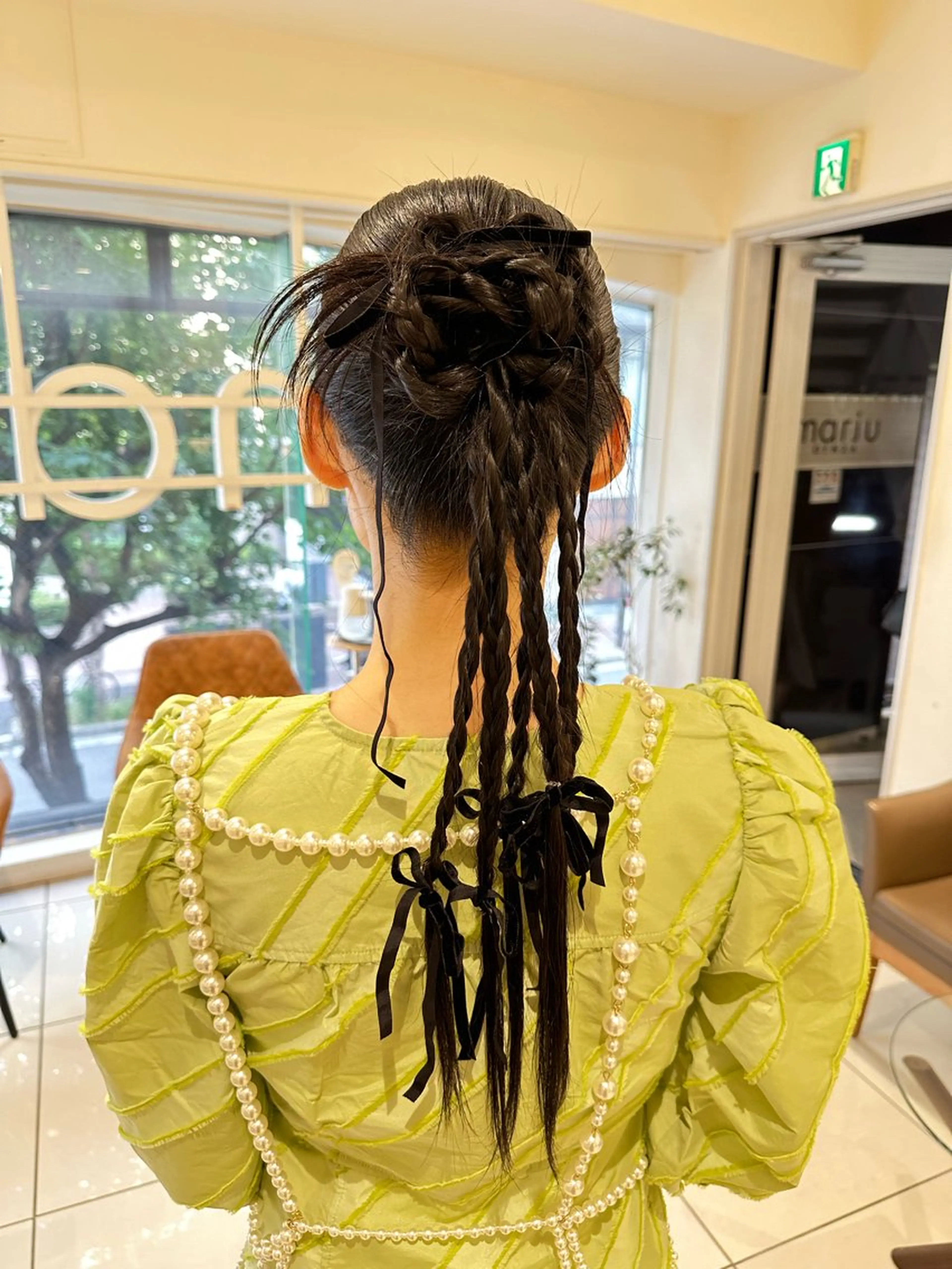 ロング カラー ヘアアレンジ タイトボブ個性派カラ ーAKANEのヘアスタイル