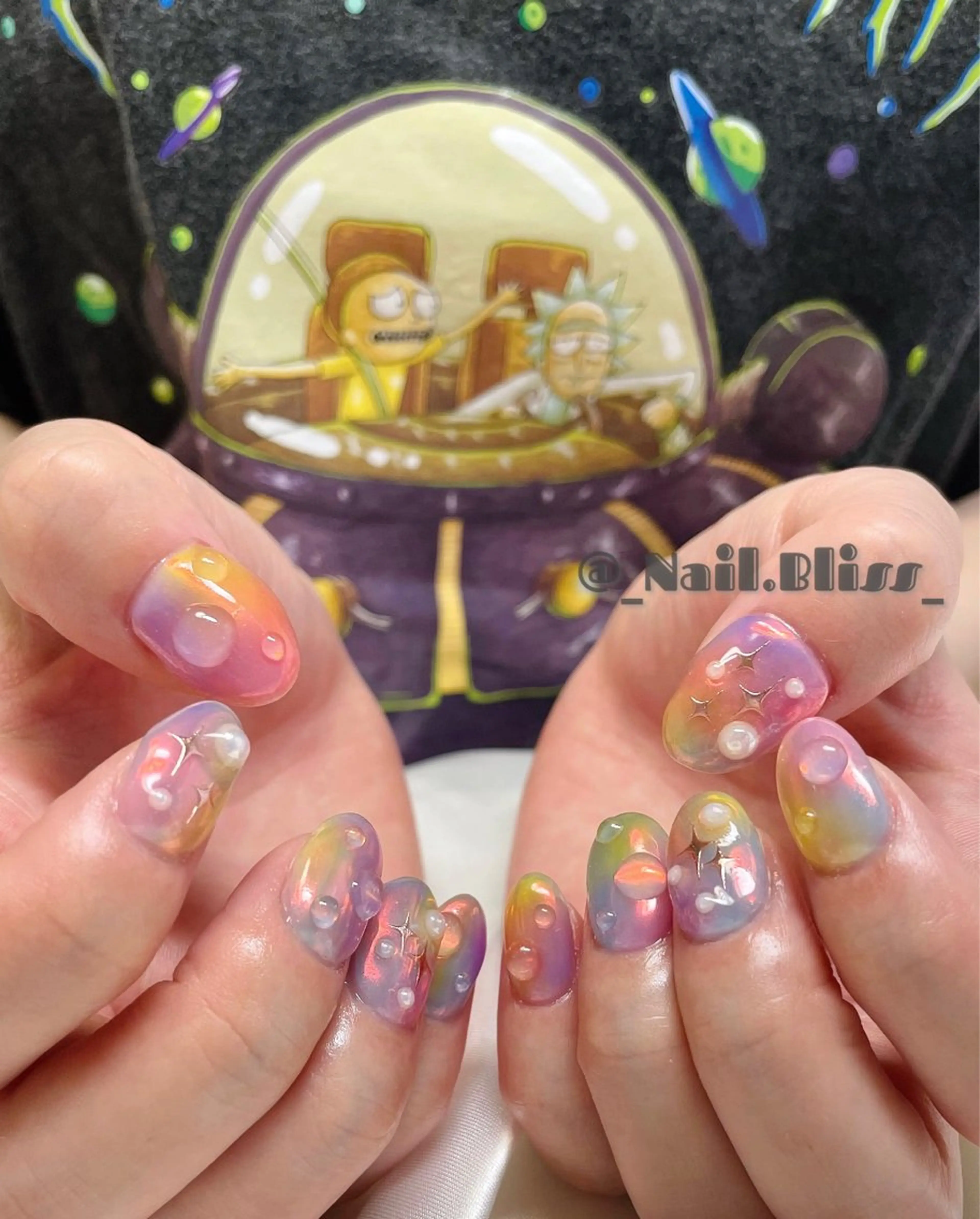 ネイル オーロラネイル 大理石ネイル(マーブル) 持ち込み ハンドネイル NAIL BLISSのネイルデザイン