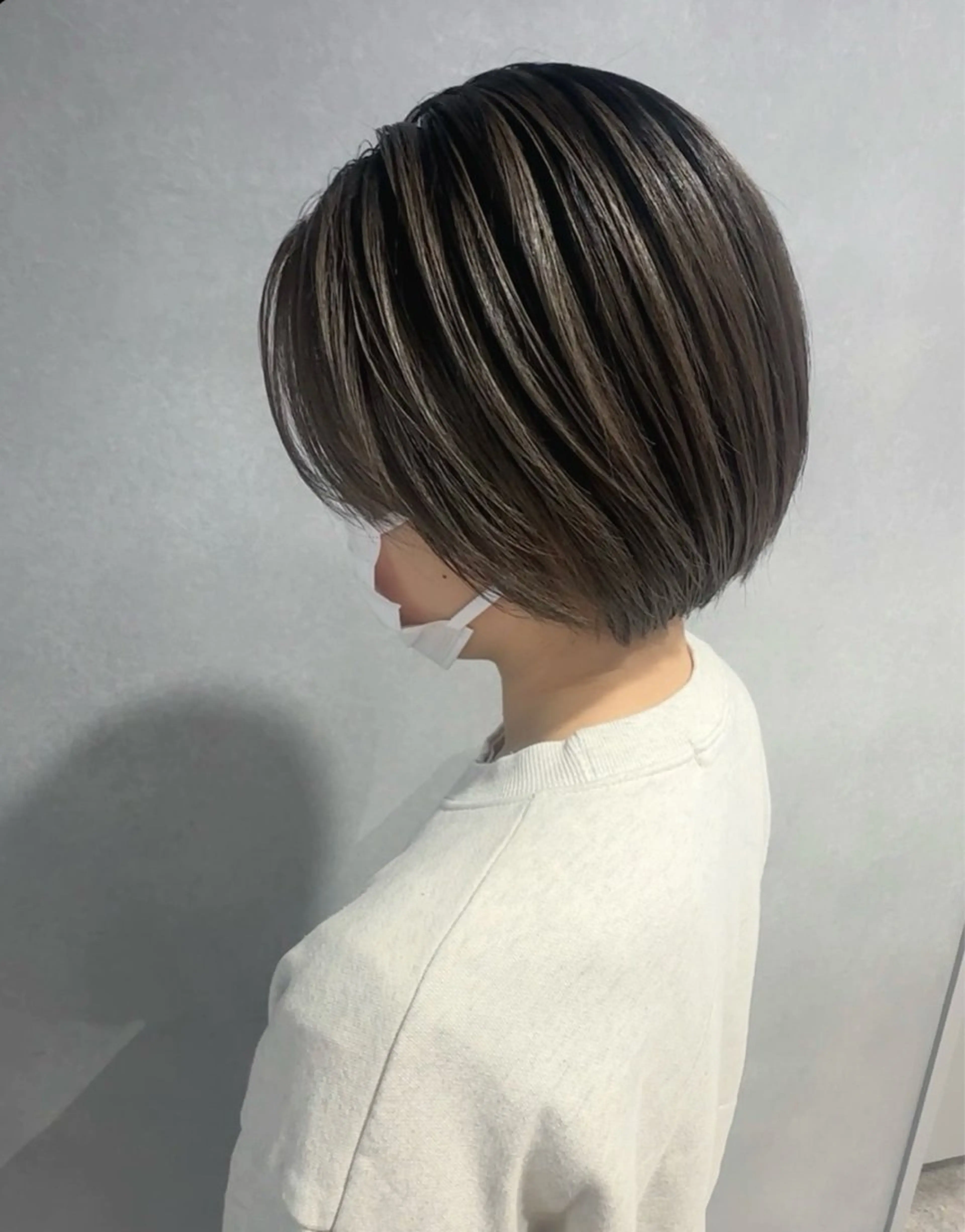 ショート カラー ブリーチ ヘアカラー 唐澤 千尋のヘアスタイル