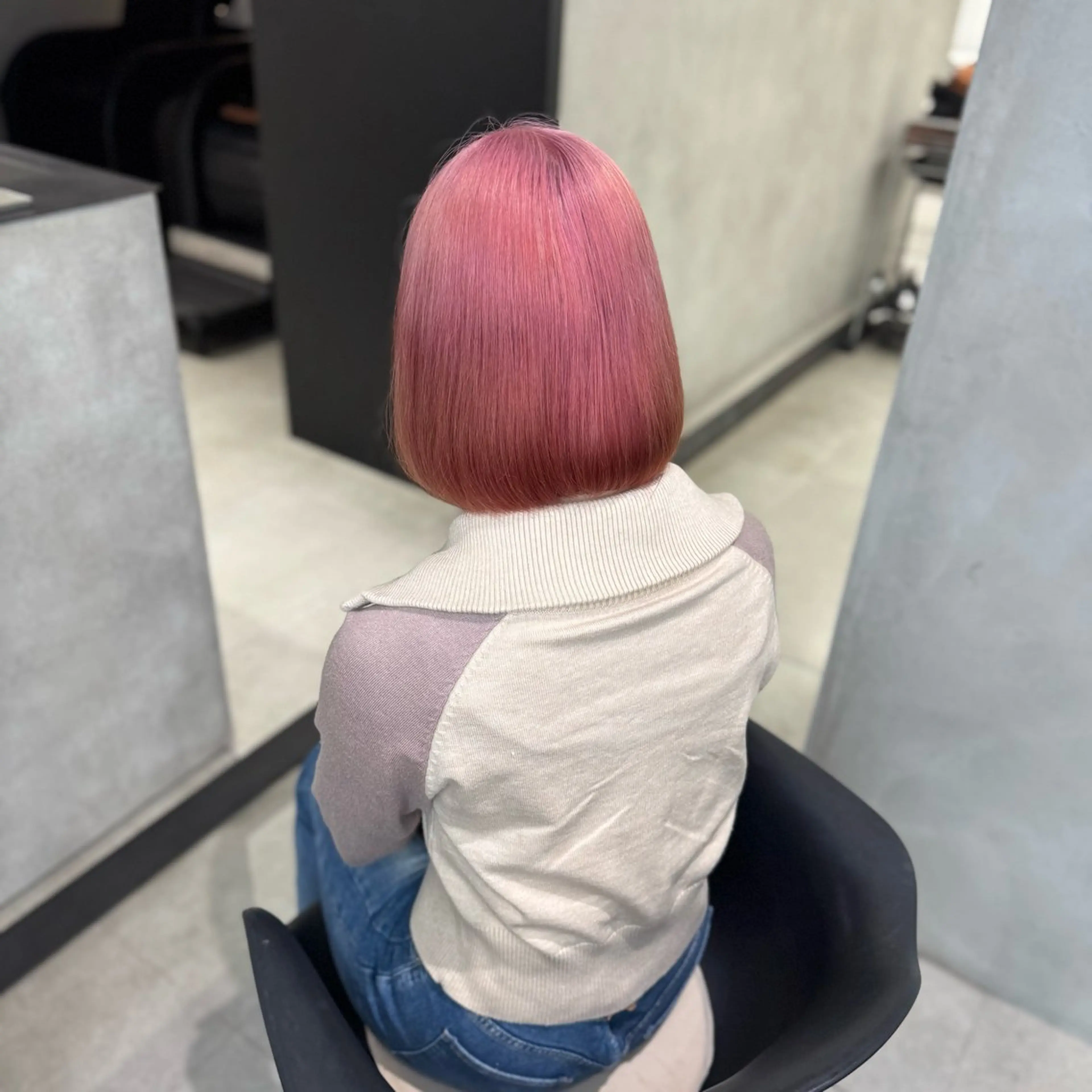 ミディアム カラー ブリーチ ピンクカラー ヘアカラー 大阪 梅田/ ハイトーン/エクステのヘアスタイル