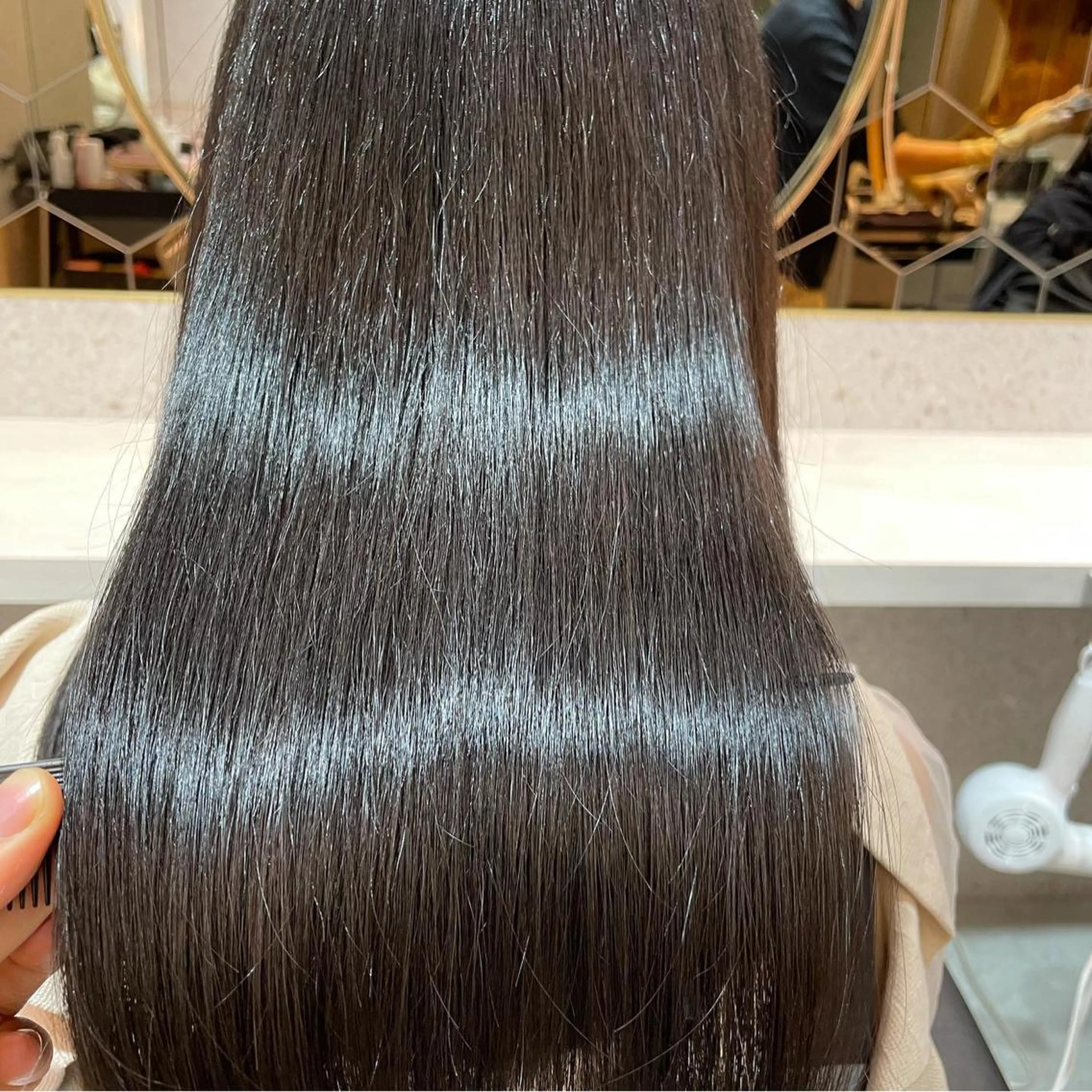 ロング カラー カット ヘアカラー トリートメント 韓国ヘア🤍顔周り/ 髪質改善✨/林遼一郎のヘアスタイル