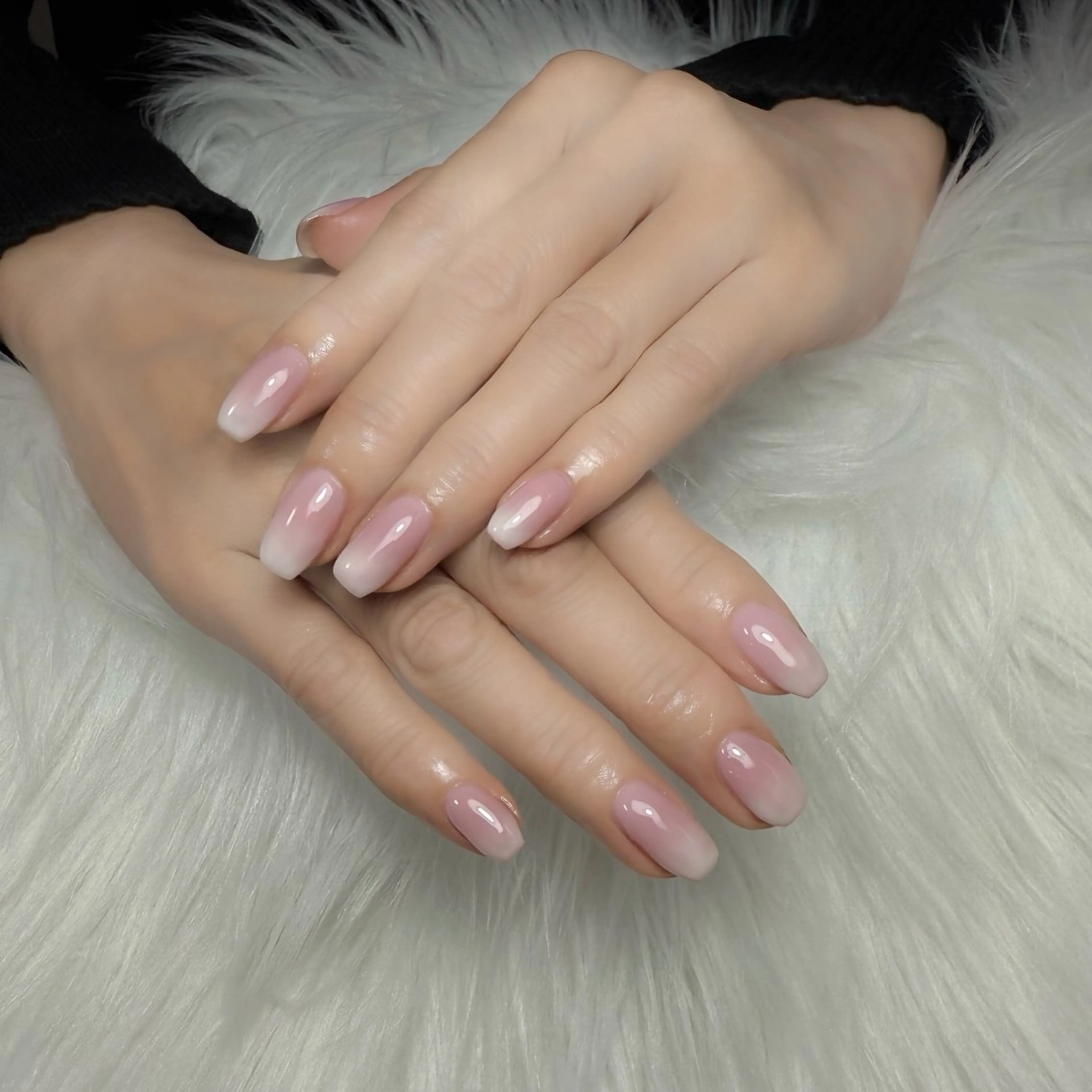 ネイル グラデーション ハンドネイル Rosie Nail サロン南越谷のネイルデザイン