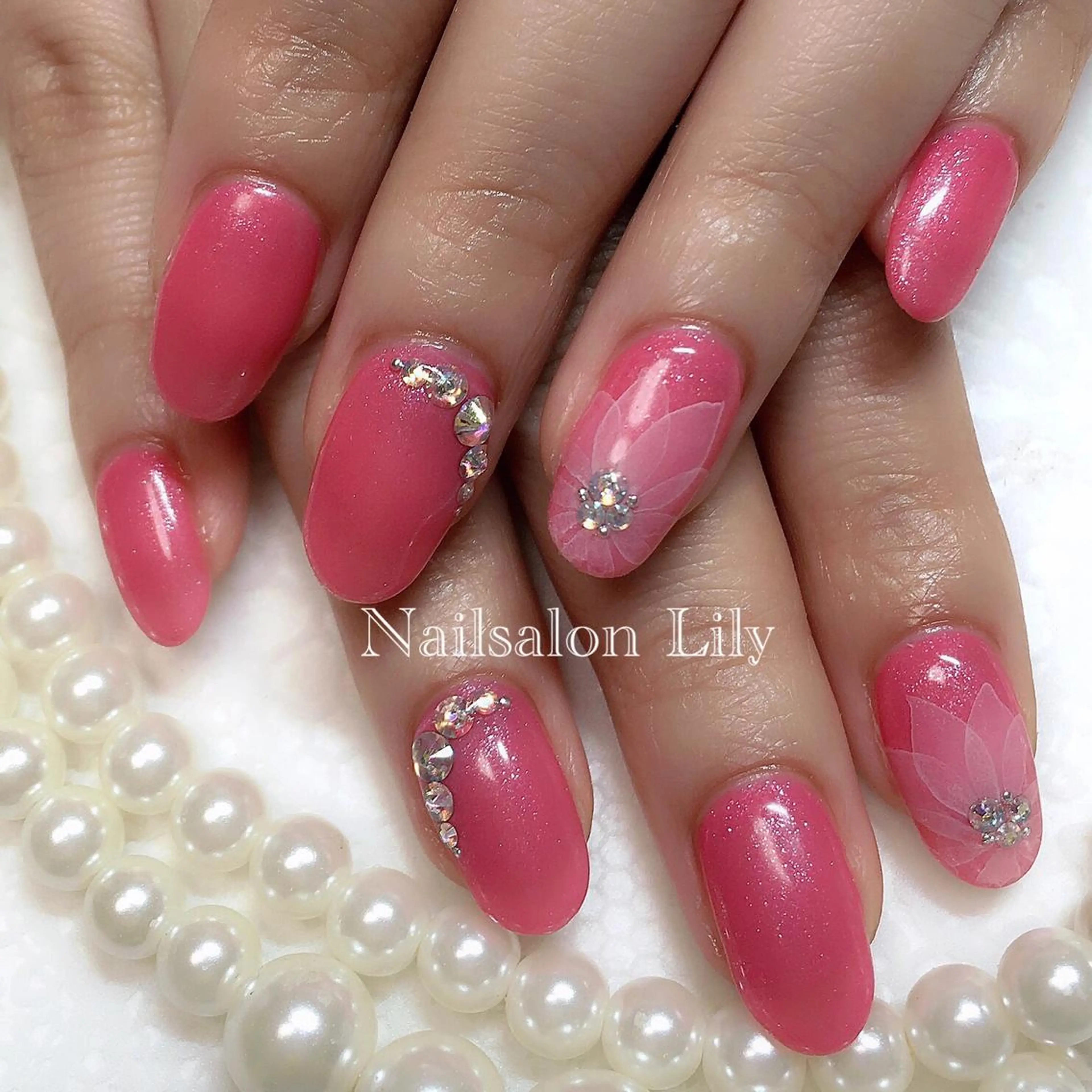 ネイル アートネイル Lily*nail 🌻Mii🌻のネイルデザイン