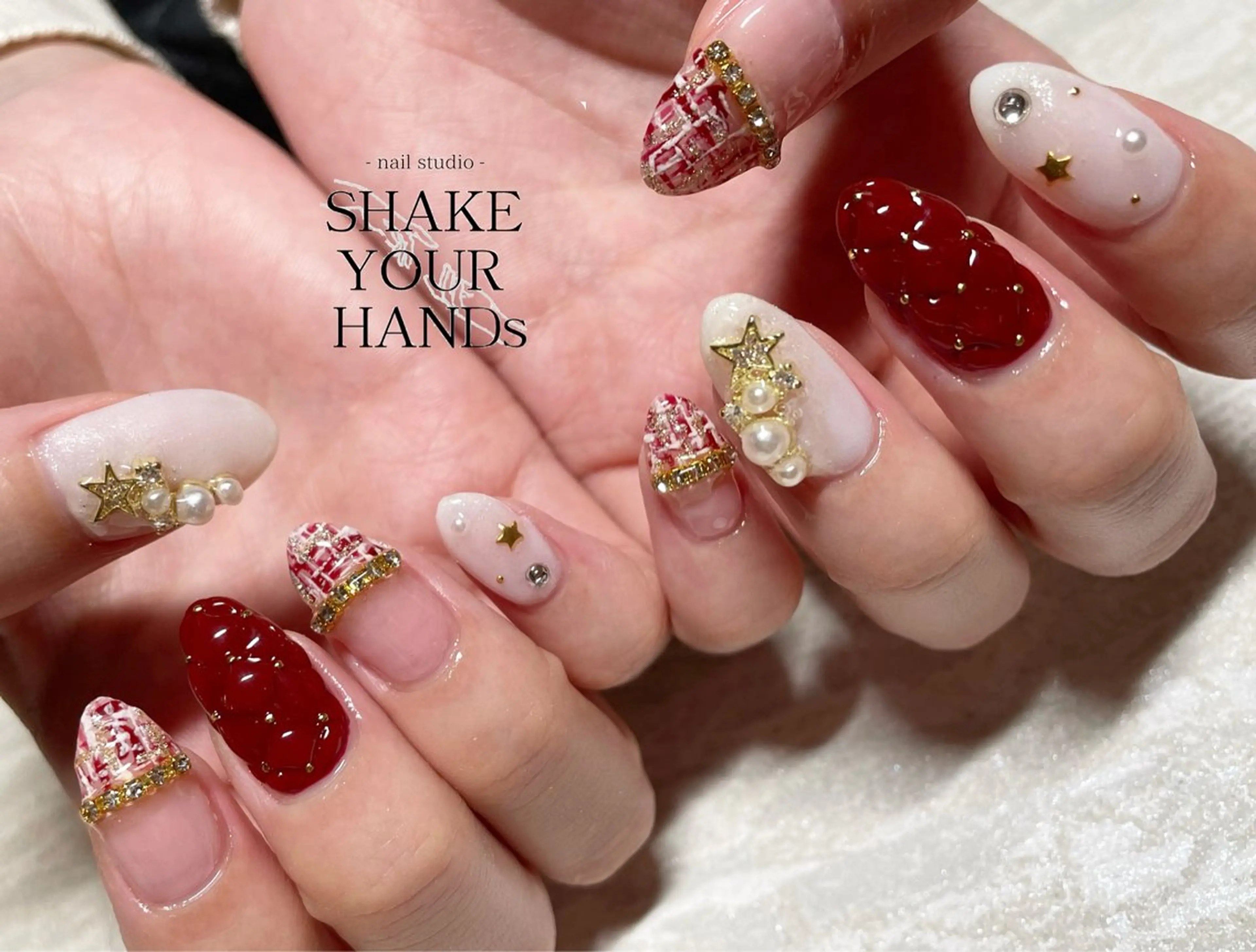 ネイル ネイルスタジオ シェイクユアハンズのネイルデザイン