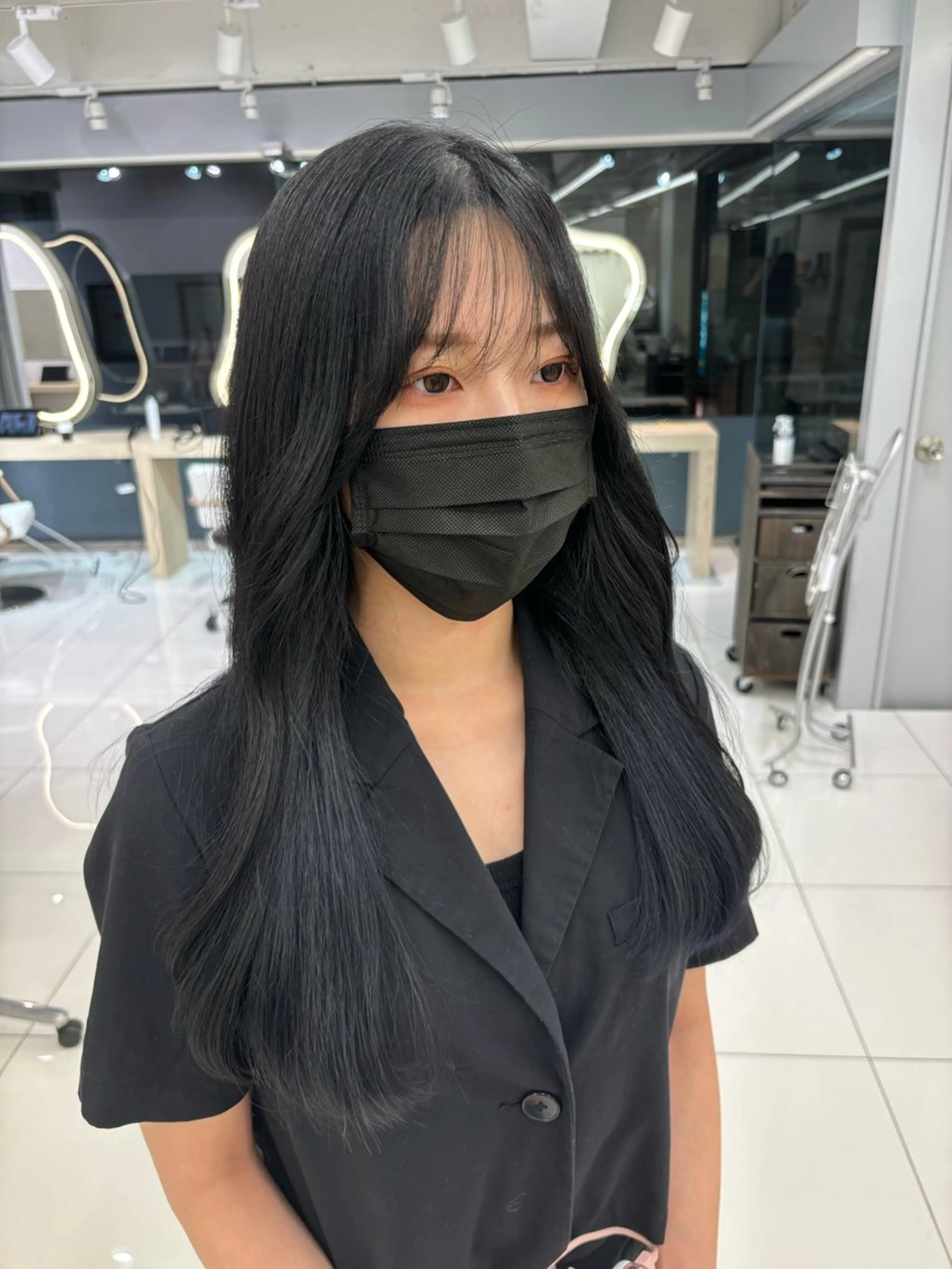 ロング 韓国風ヘア レイヤーカット カット 韓国透明感カラー🌀 yuukiのヘアスタイル