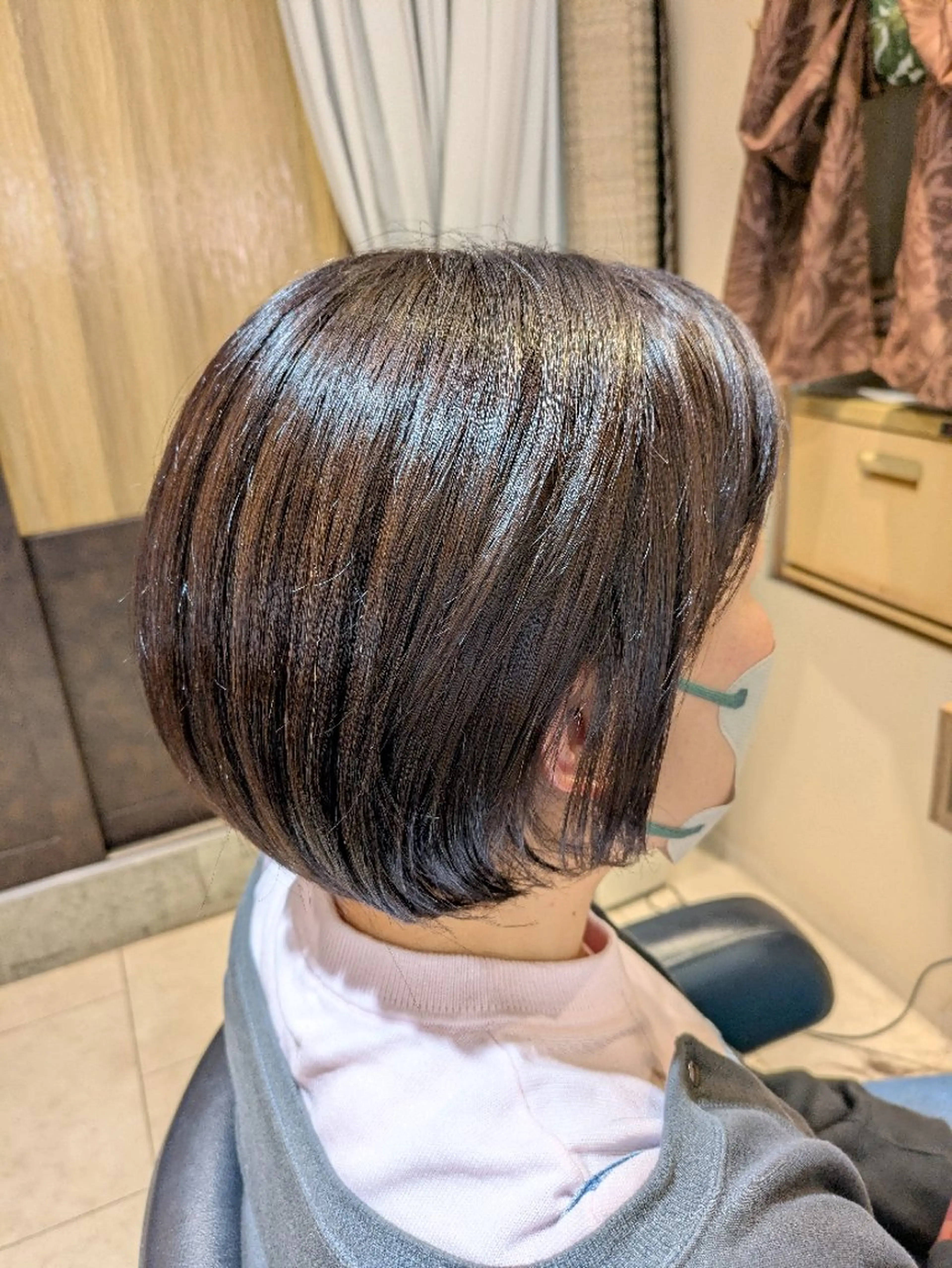 ミディアム ショートボブ ボブ 塚原 友紀子のヘアスタイル