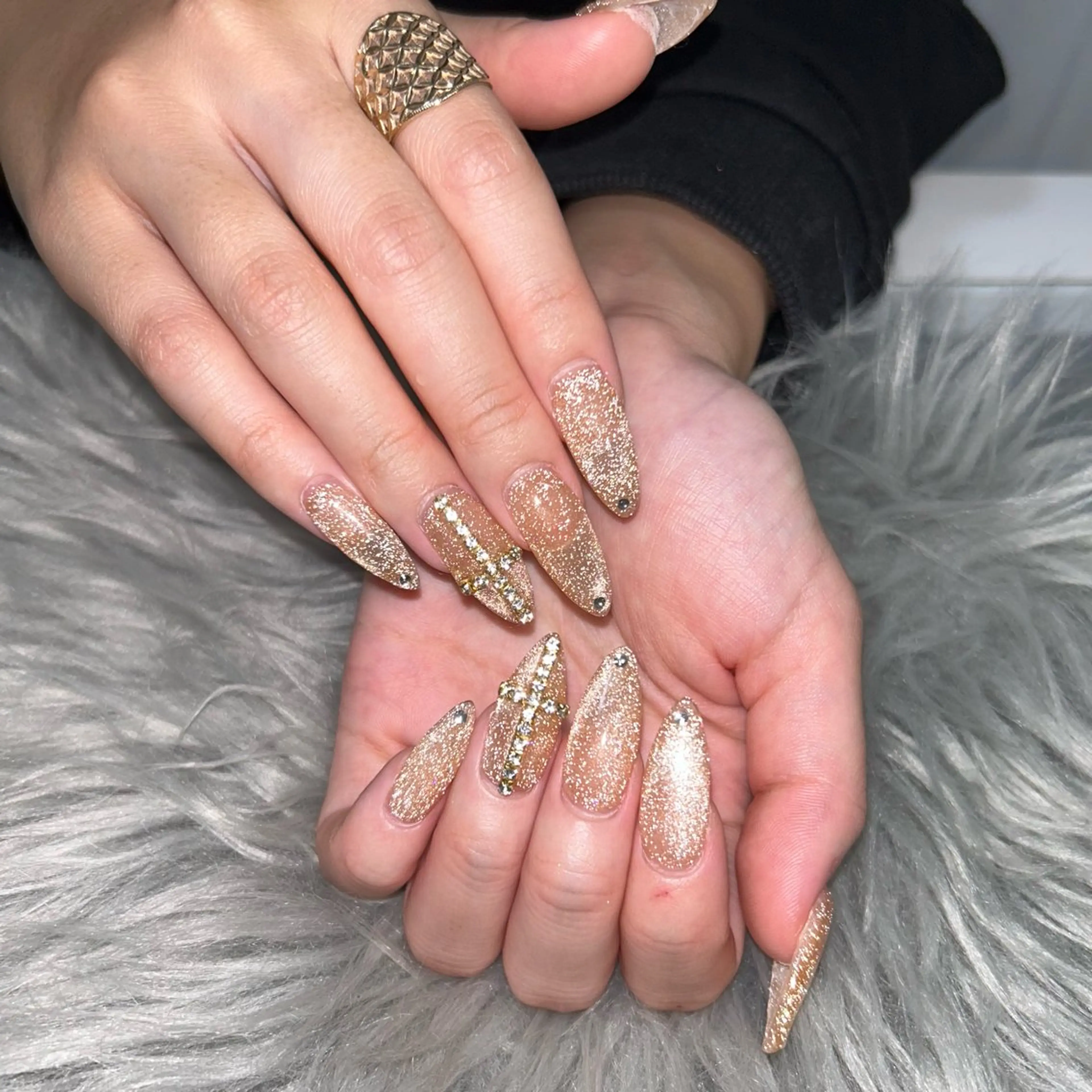 ネイル Hauʻoli nail 🤍のネイルデザイン