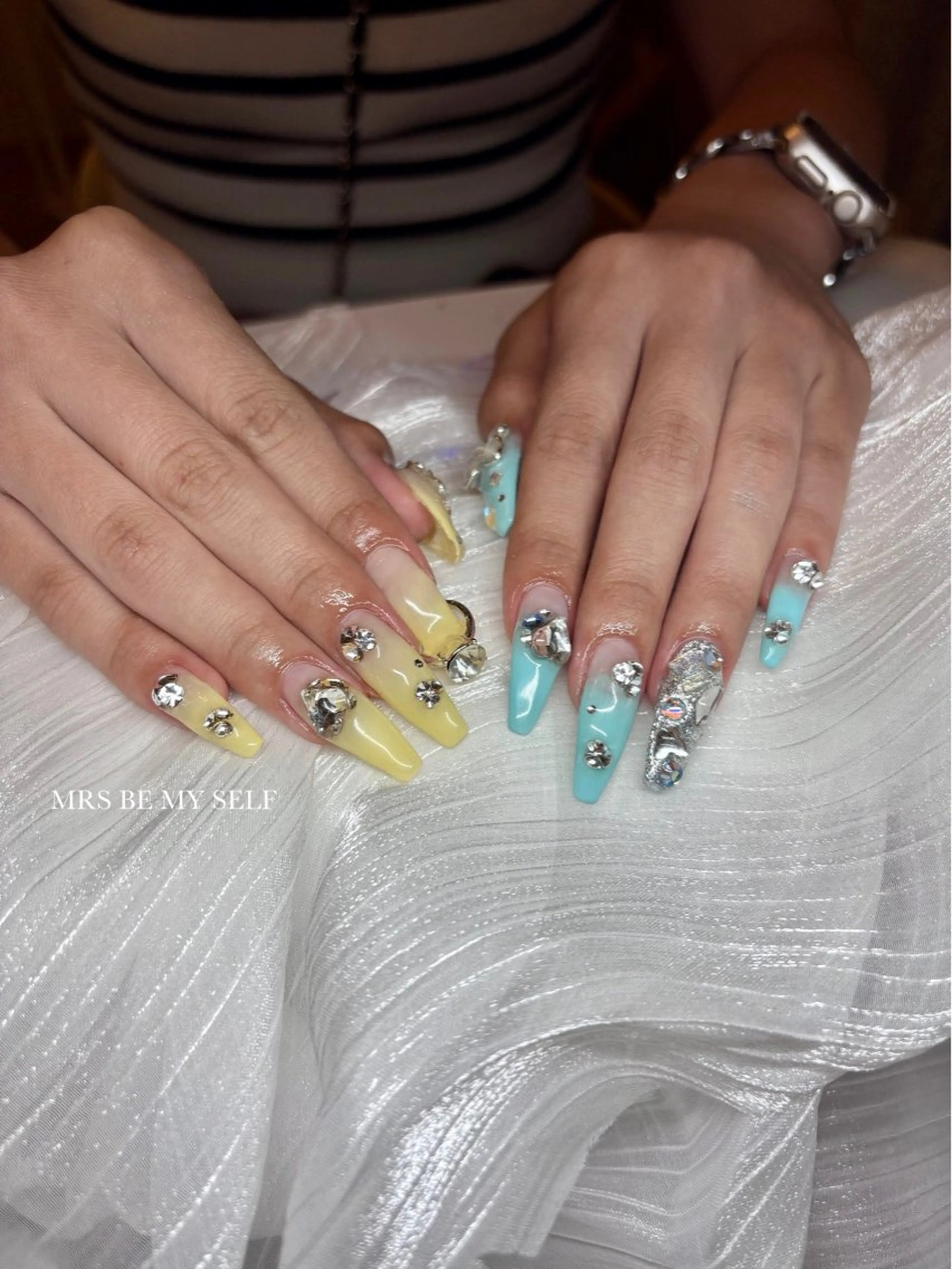 ネイル キラキラネイル MRS/ miyu🎀のネイルデザイン