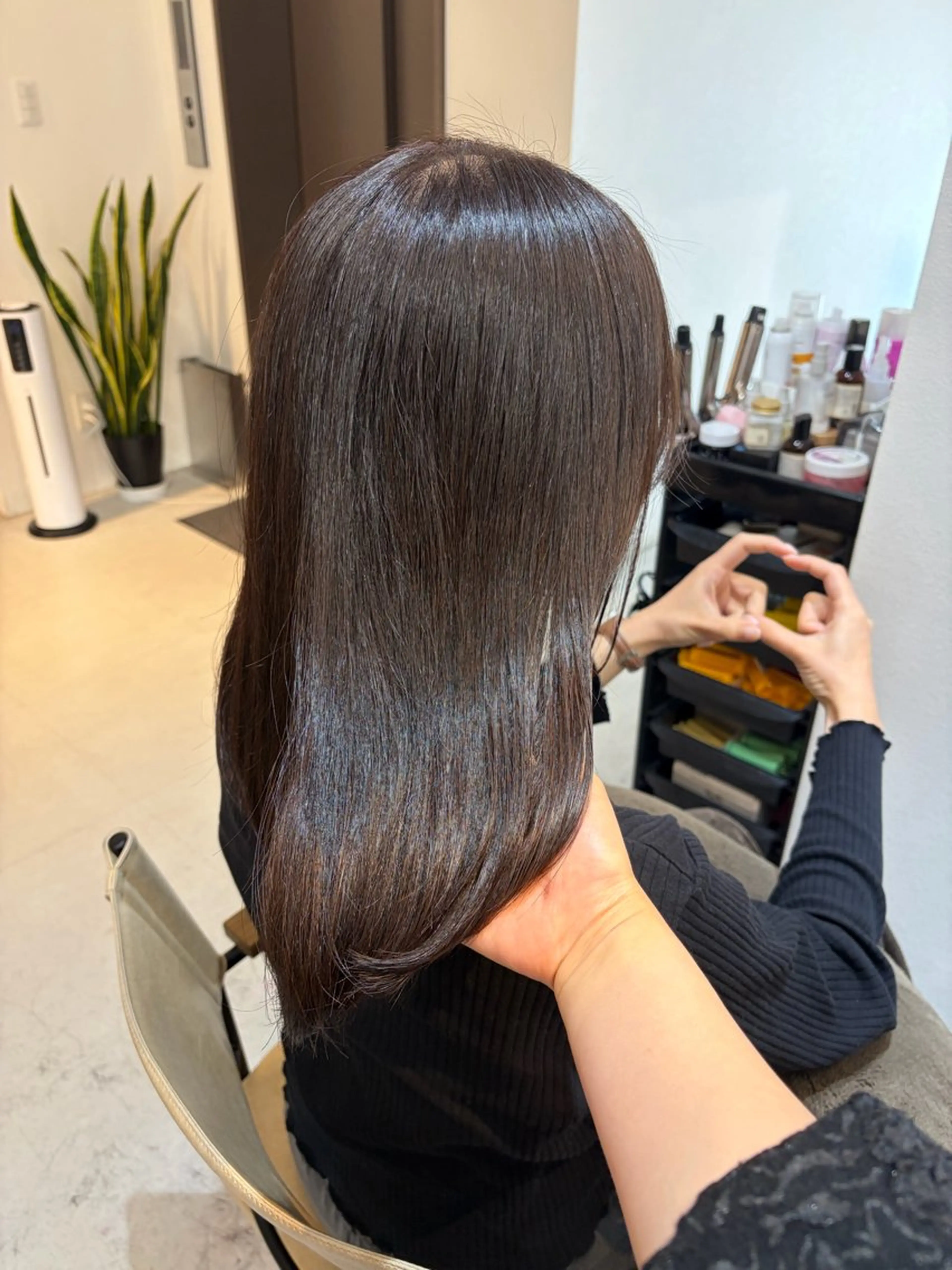 ミディアム カット ヘアカラー トリートメント ✨色持ちの良い艶 カラー✨蟹江真世のヘアスタイル