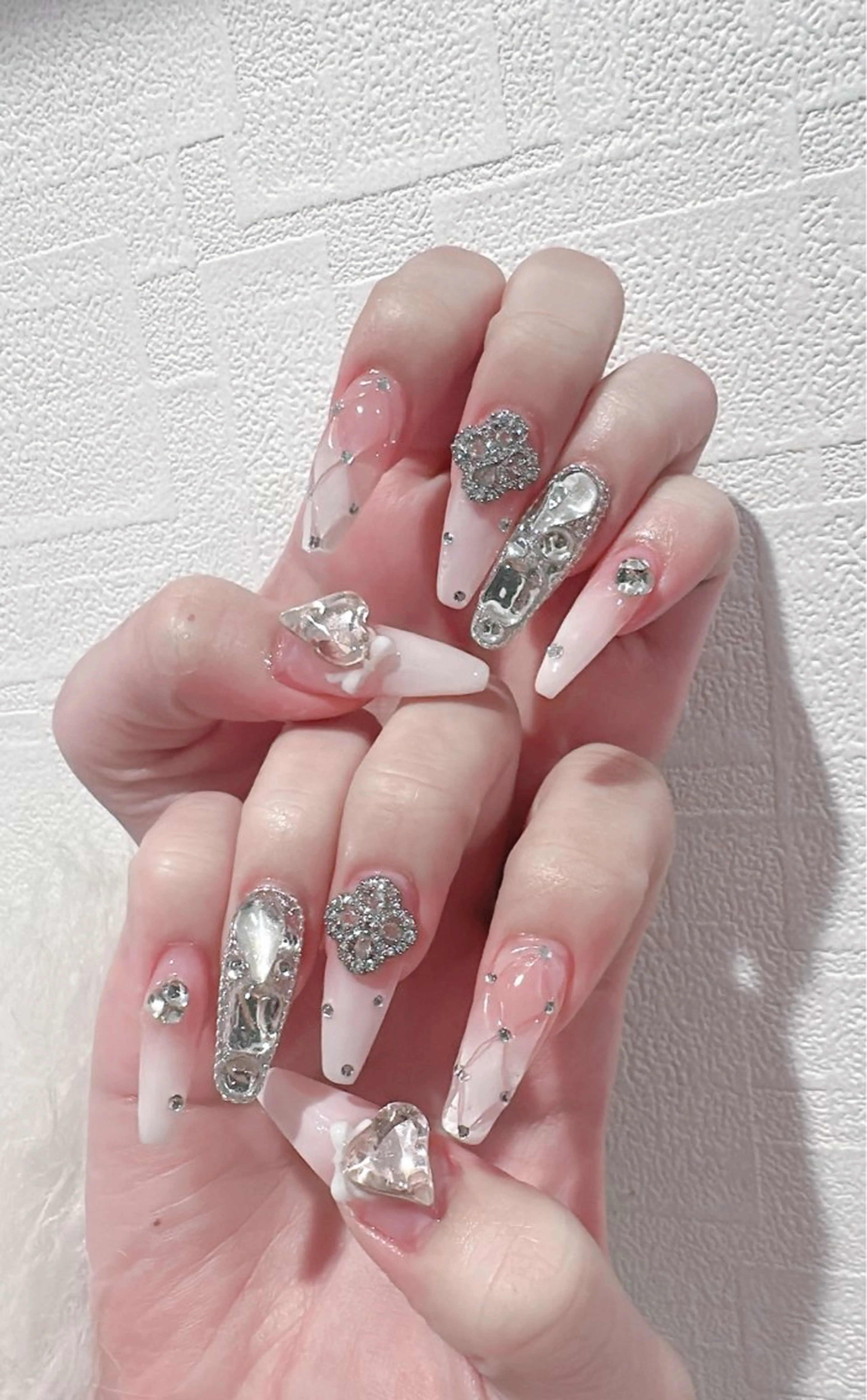 ネイル ハンドネイル Luvia Ginzaのネイルデザイン