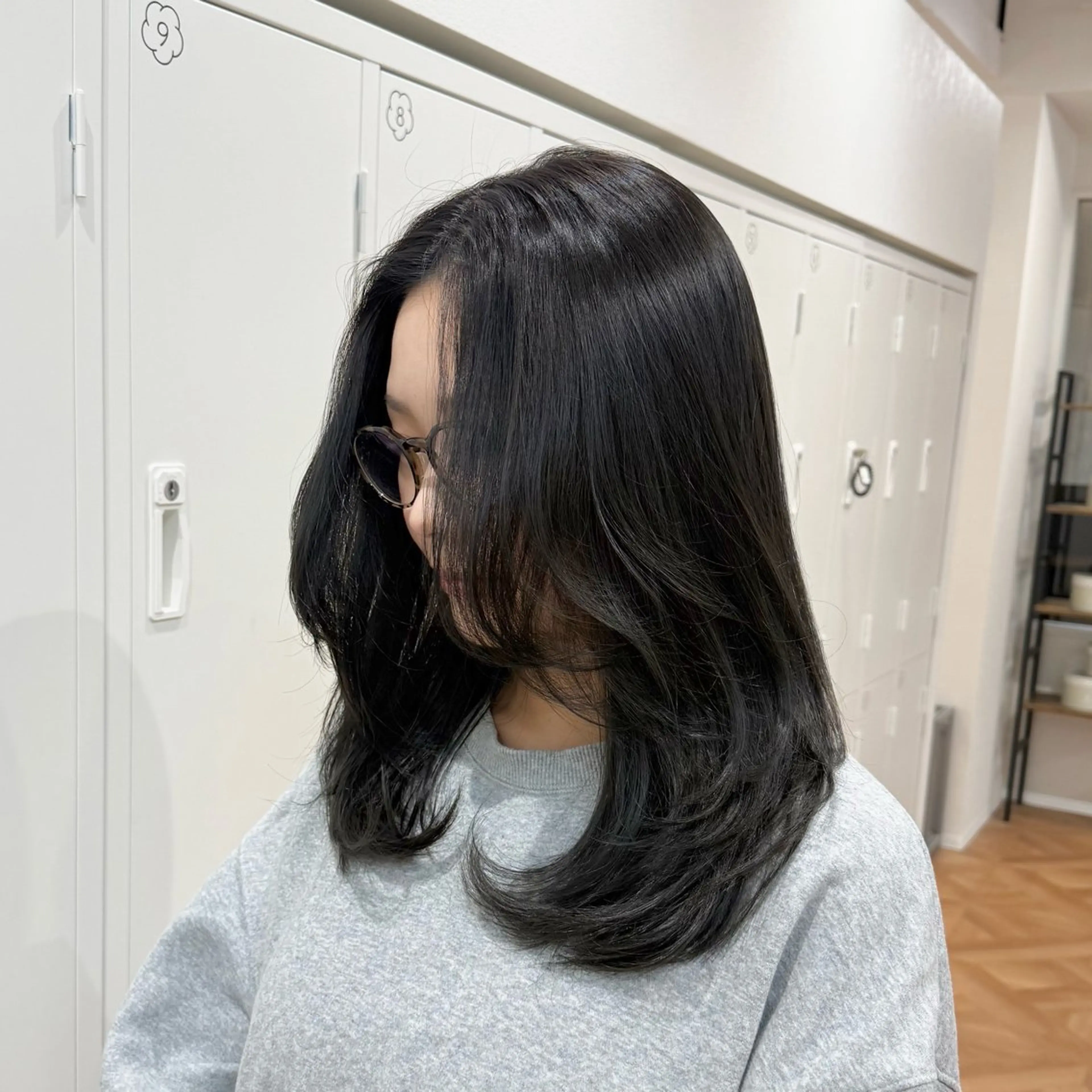 セミロング カラー ヘアアレンジ キヨミ 韓国レイヤーカットのヘアスタイル