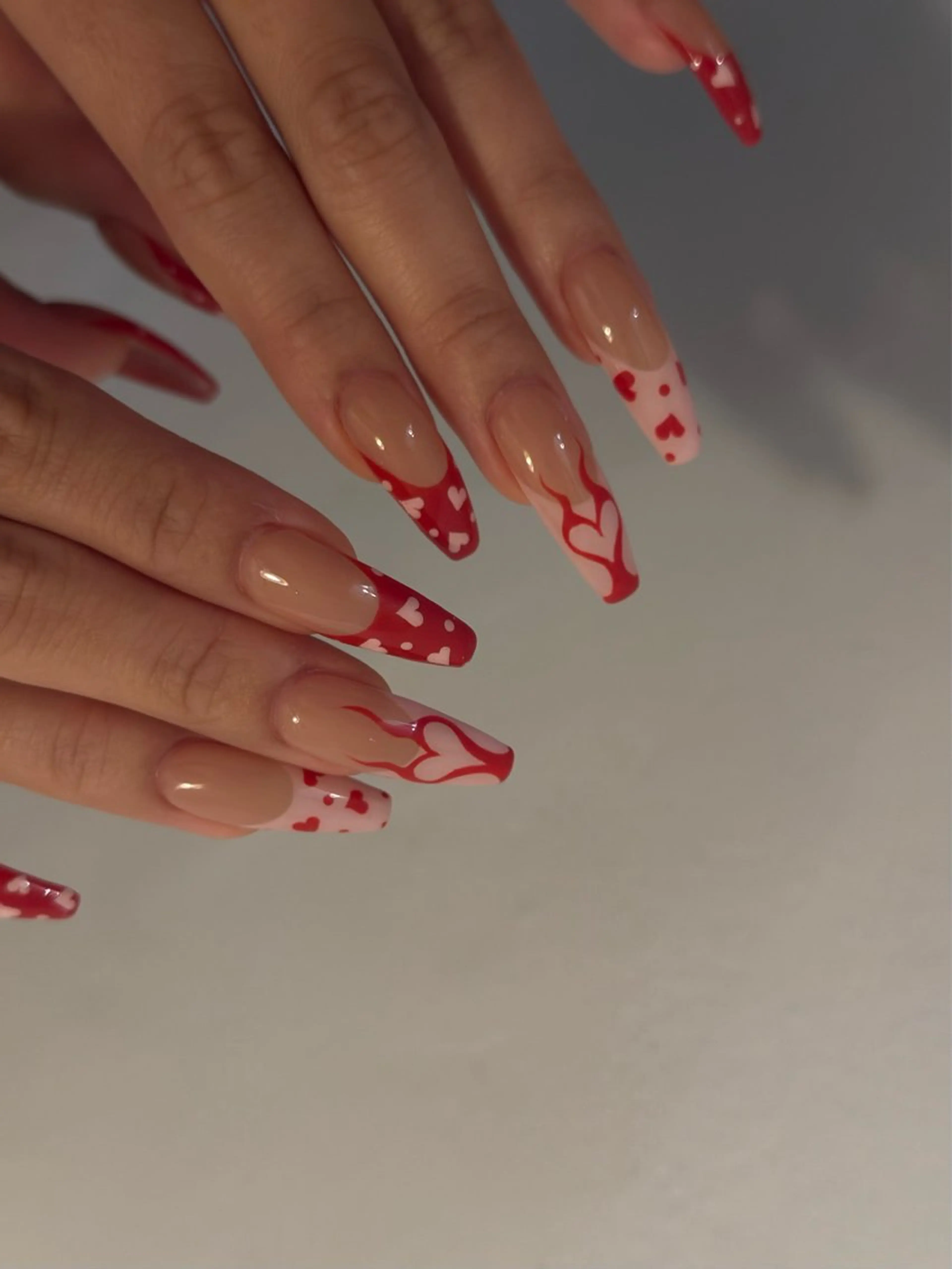 セミロング ハンドネイル ハンドケア キンジョウ ハルナのネイルデザイン