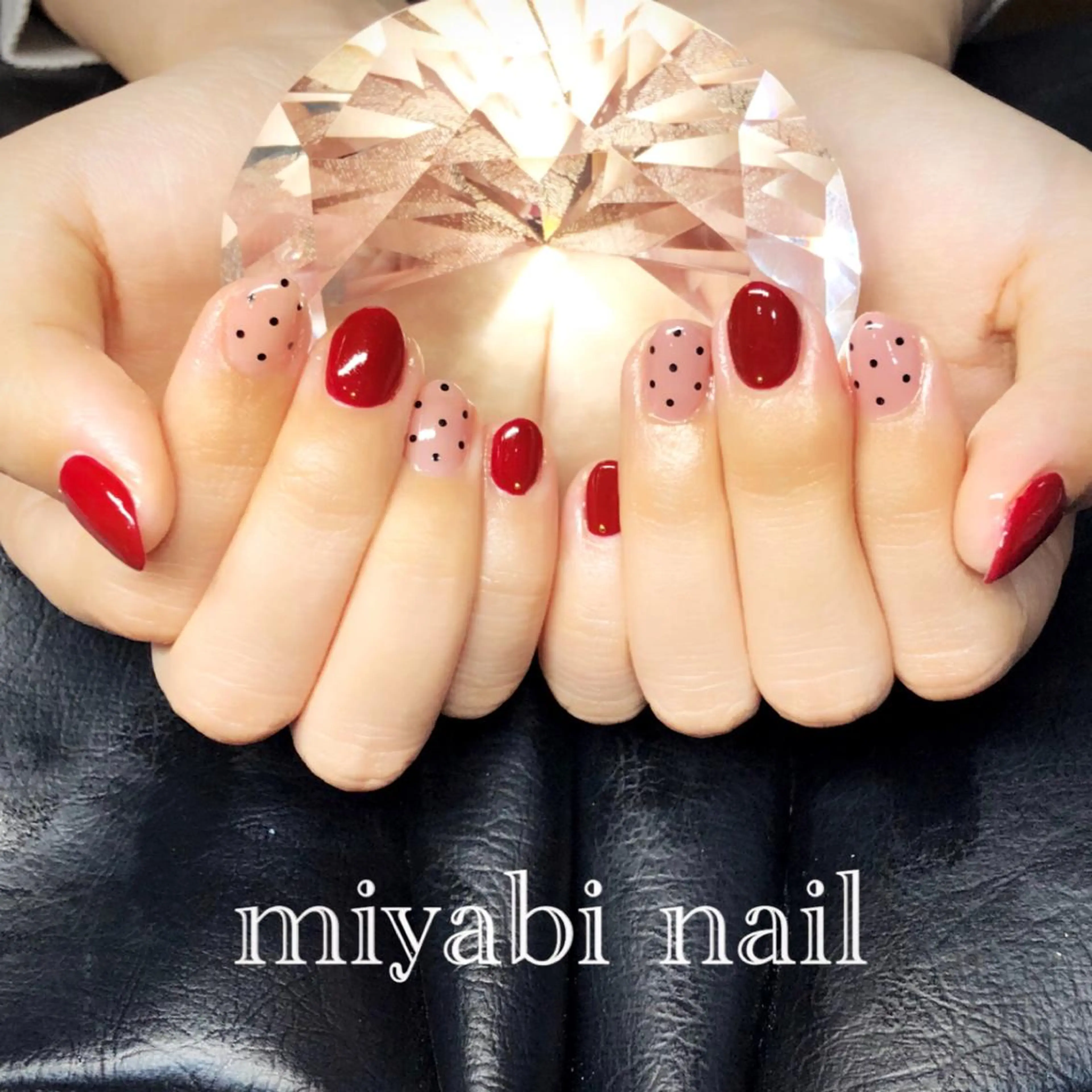 ネイル アートネイル ボルドー ドット ジェルネイル 持ち込み ハンドネイル miyabi nail 桂川駅近くのネイルデザイン