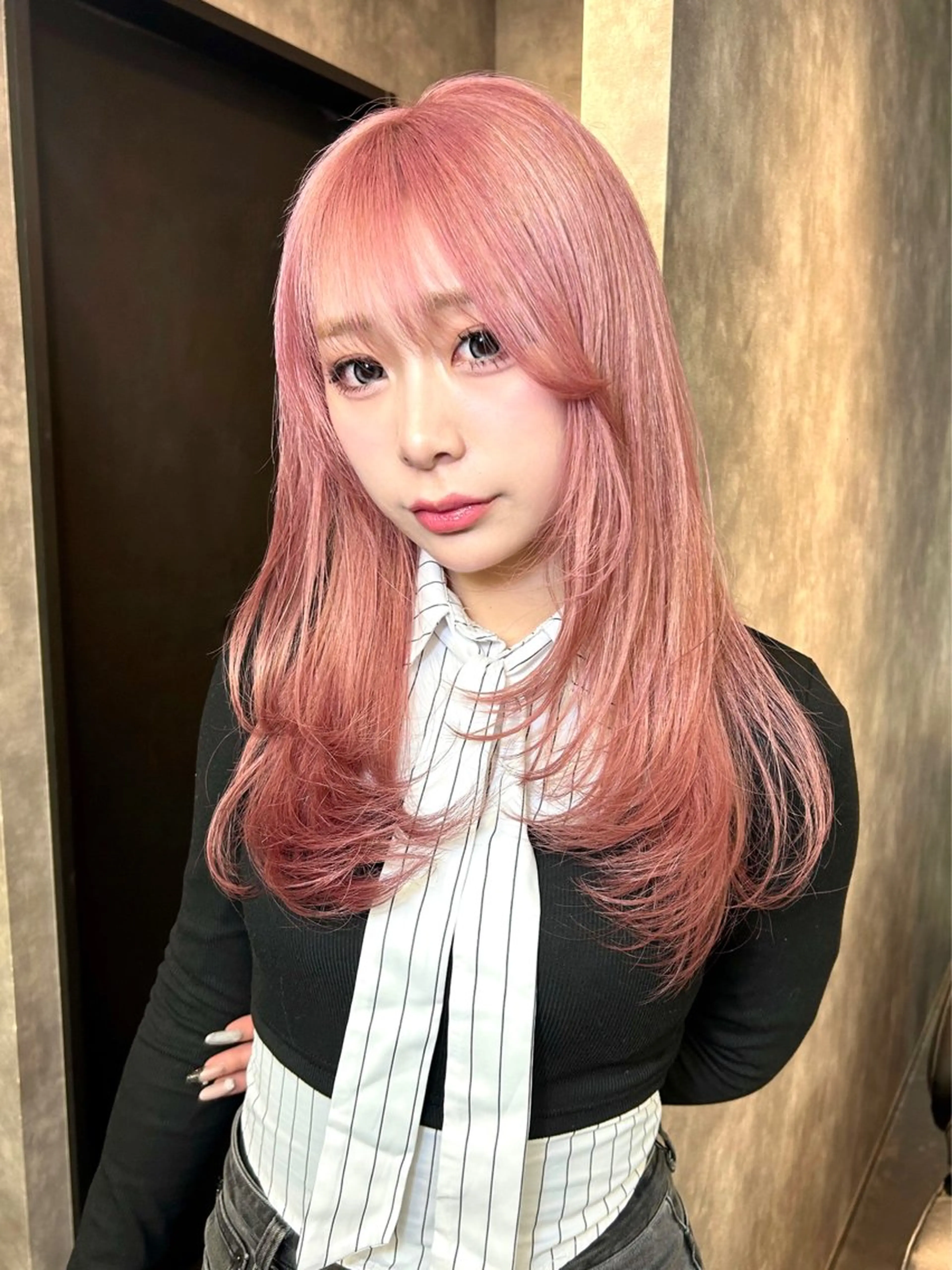 ロング ヘアカラー トリートメント 鈴木 華奈のヘアスタイル