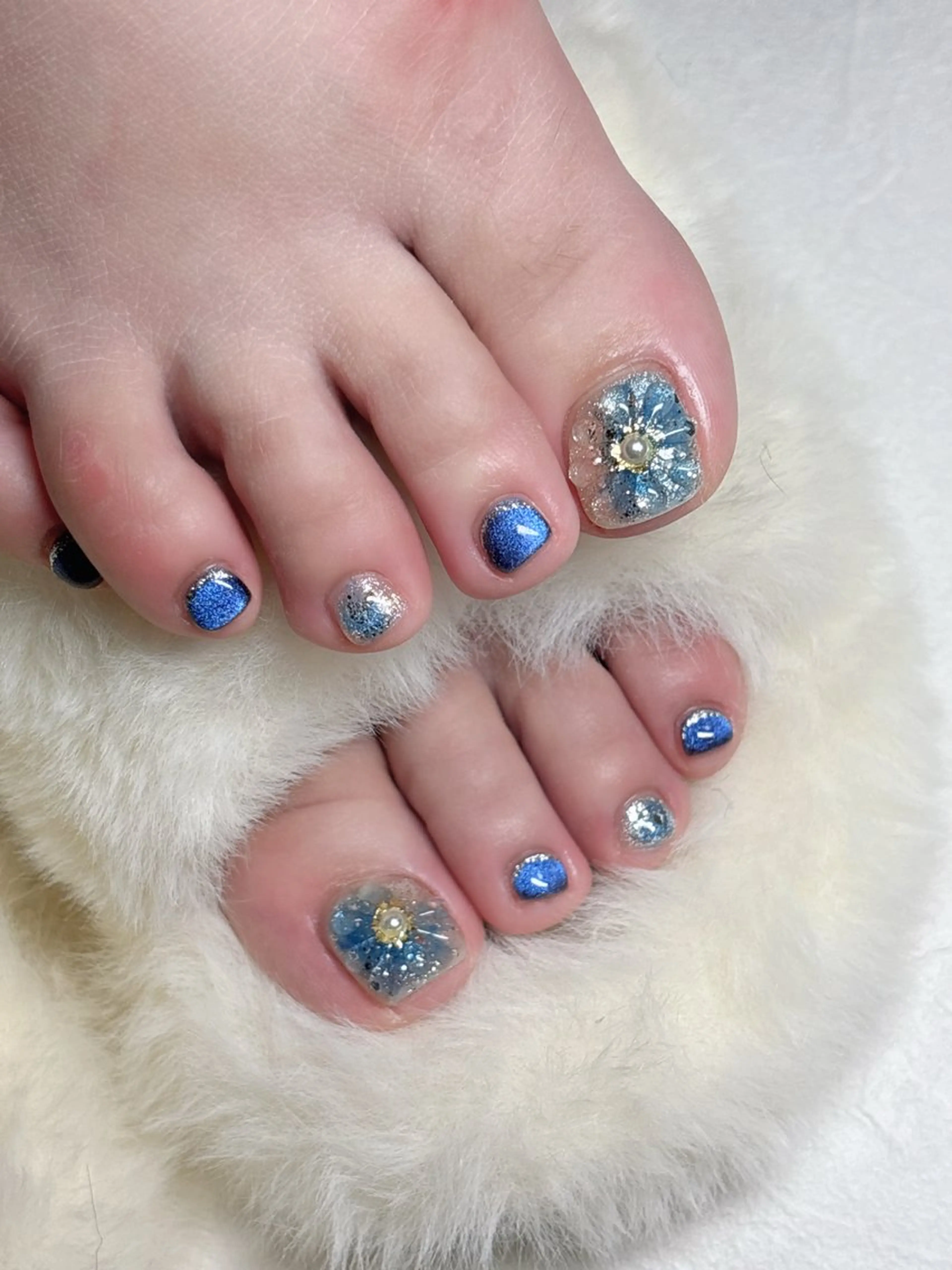 ネイル フットネイル 💅ネイルハウス🏡 🎀TOMO🎀のネイルデザイン