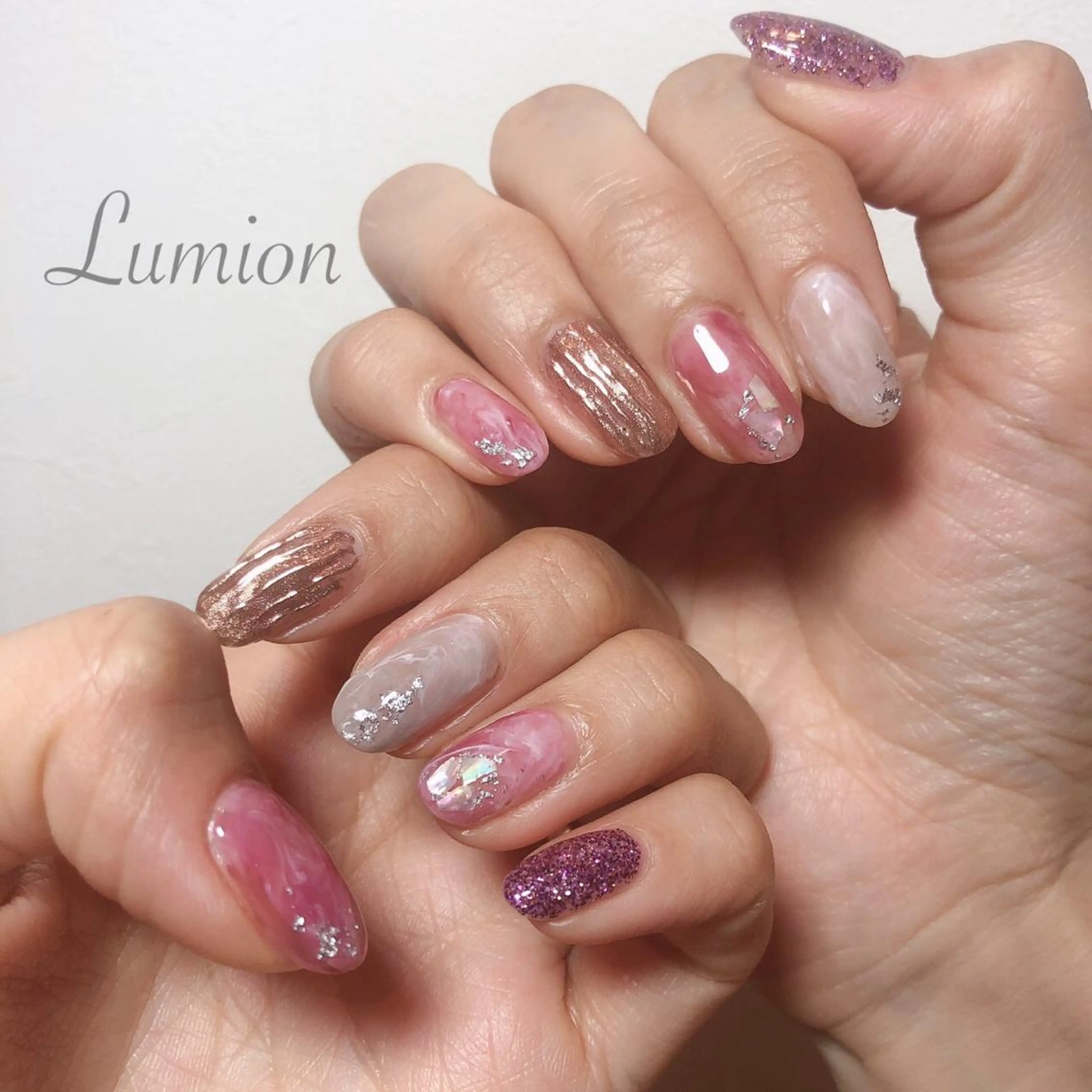 ネイル ニュアンスネイル パープル ハンドネイル nailroom Lumionのネイルデザイン