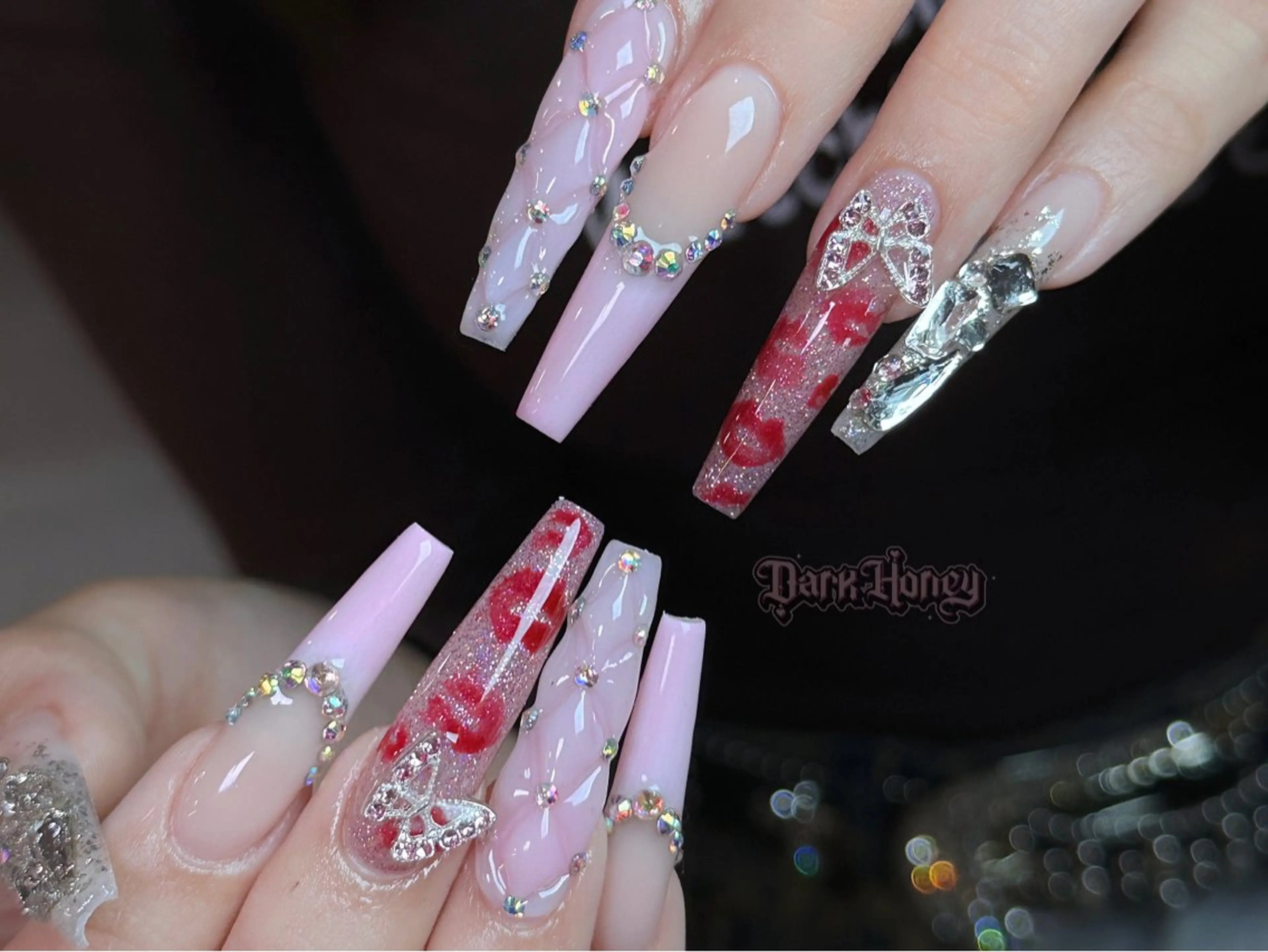 ネイル Dark honey スカルプ専門原宿店のネイルデザイン