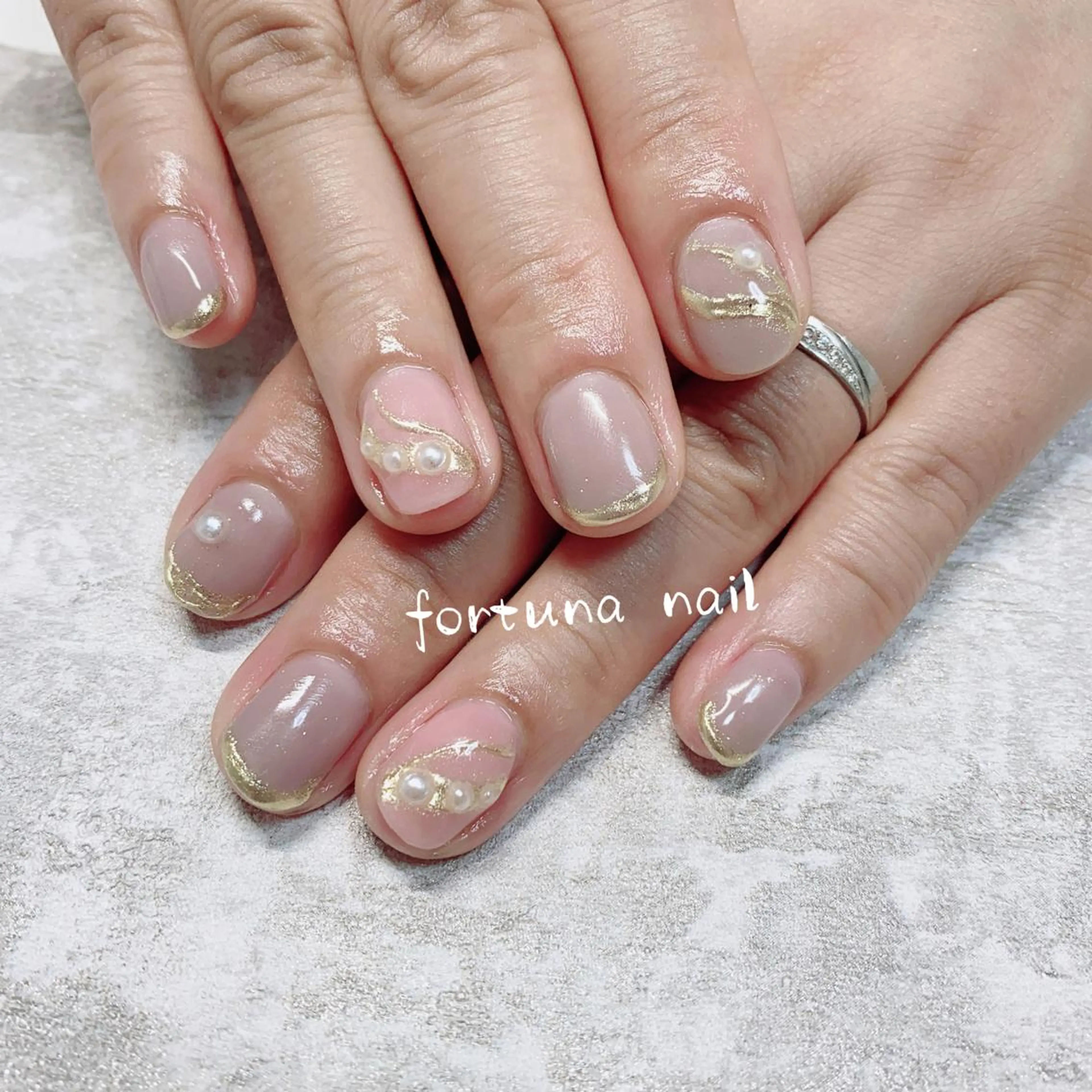 ネイル ハンドネイル ハンドケア Nail •Head スパFortunaのネイルデザイン