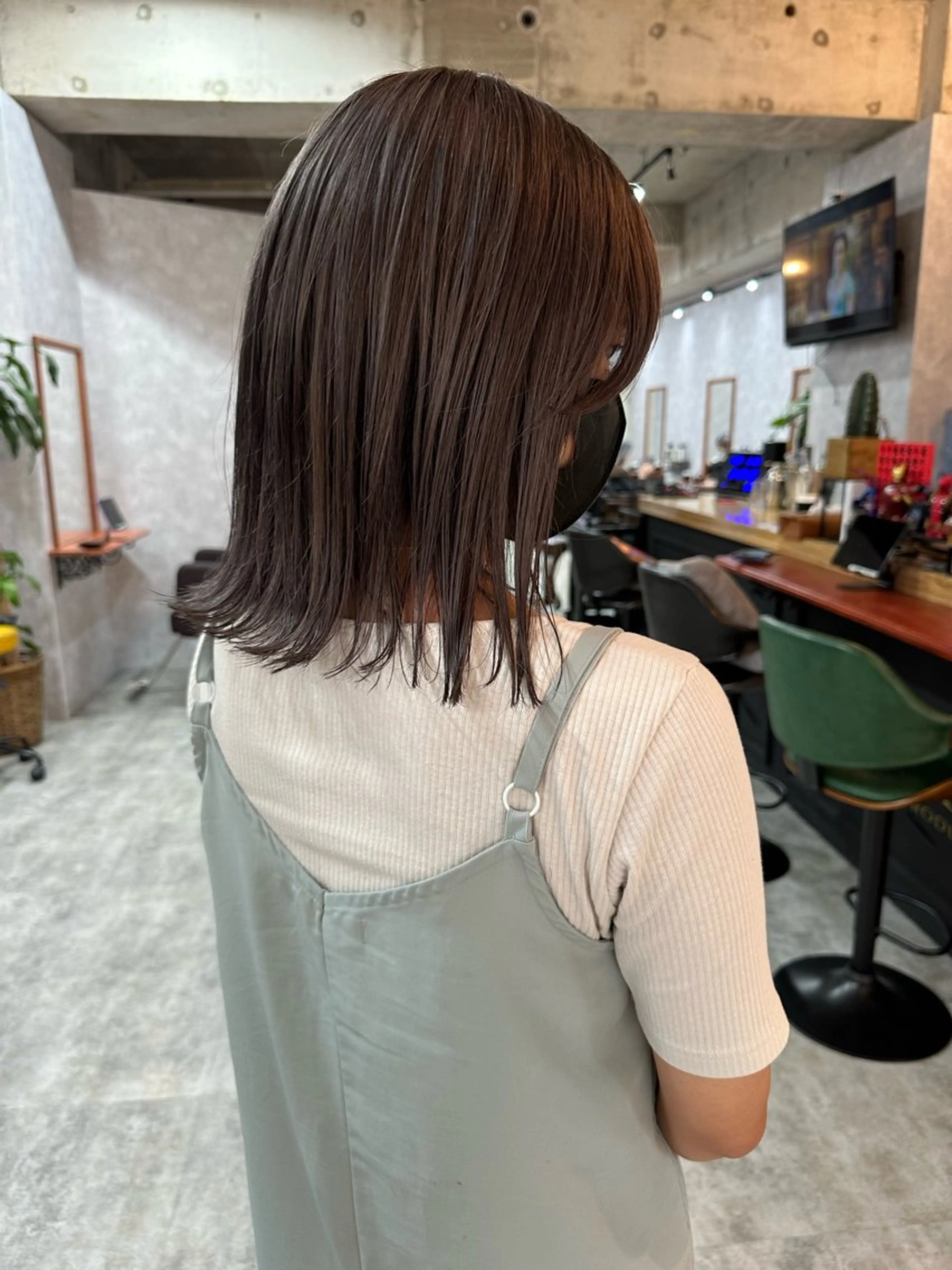 ショート 切りっぱなしボブ ショートボブ ハンサムショート 丸みショート ボブ カット ヘアカラー トリートメント モテ髪/ボブ/ショー ト/アダチフウトのヘアスタイル