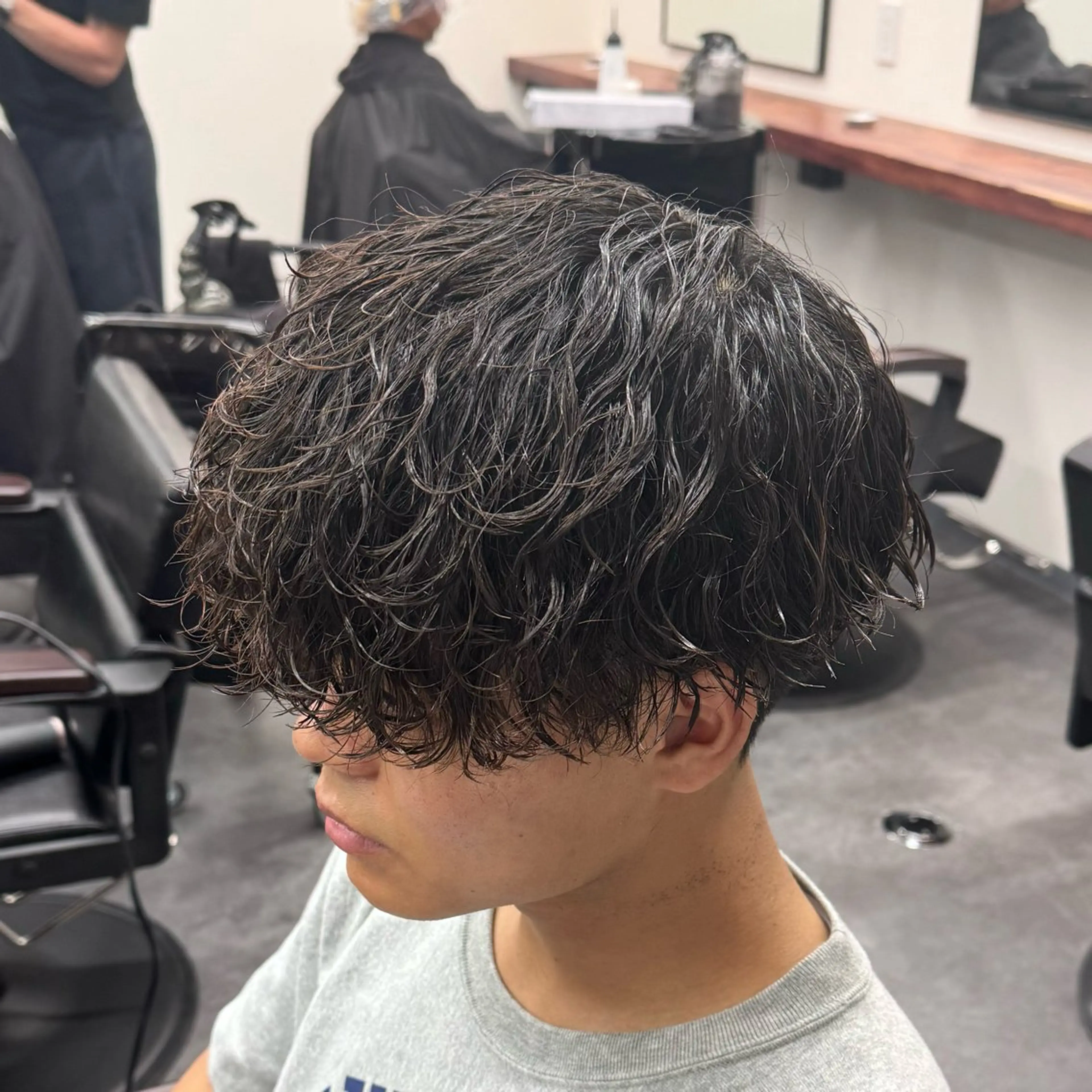 パーマ メンズ 波巻きパーマ カット パーマ 柏メンズカットパーマ NO.1タイチのヘアスタイル