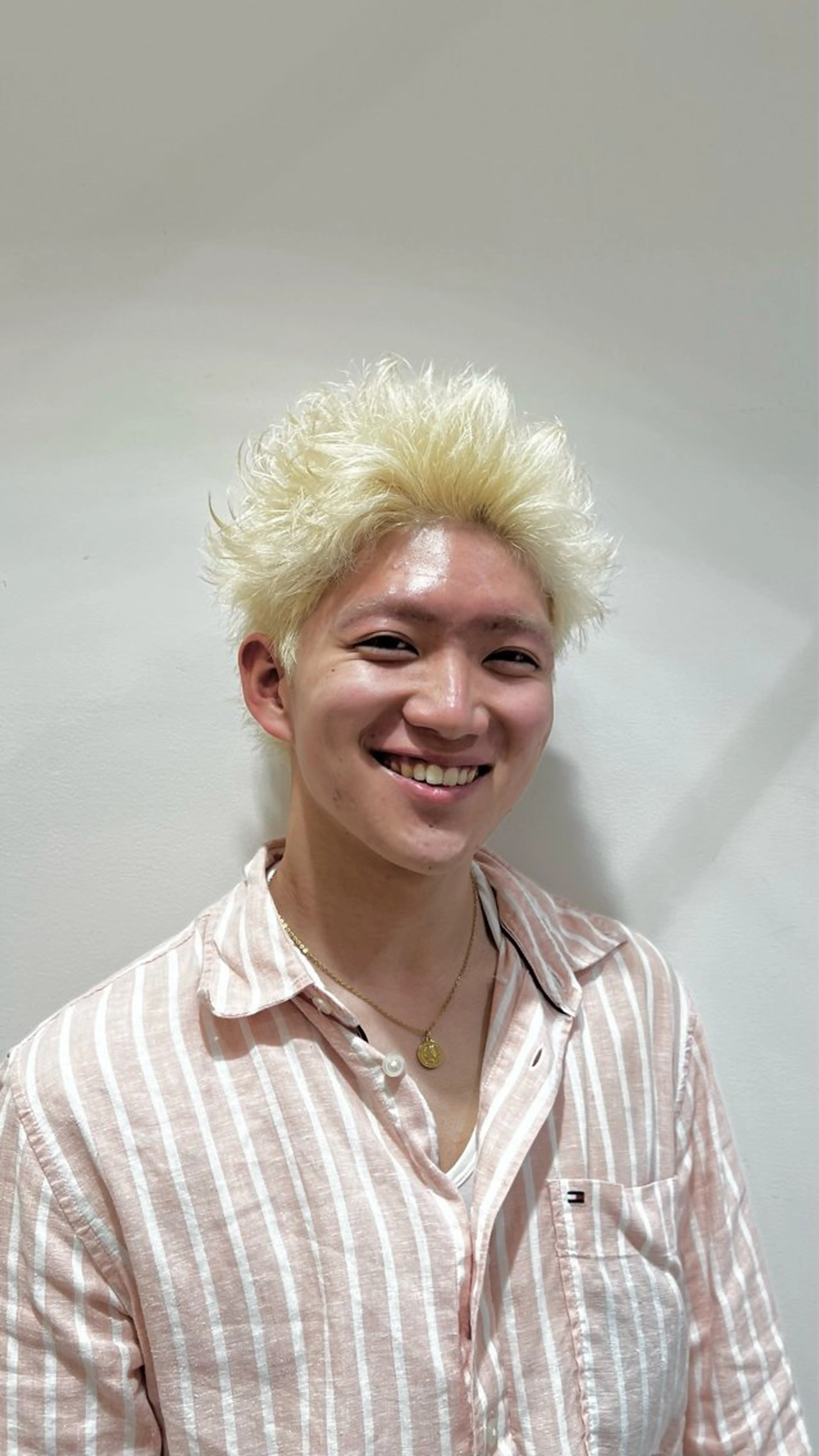 ショート カラー ヘアカラー トリートメント ハイトーン特化🫧 Yuseiのヘアスタイル