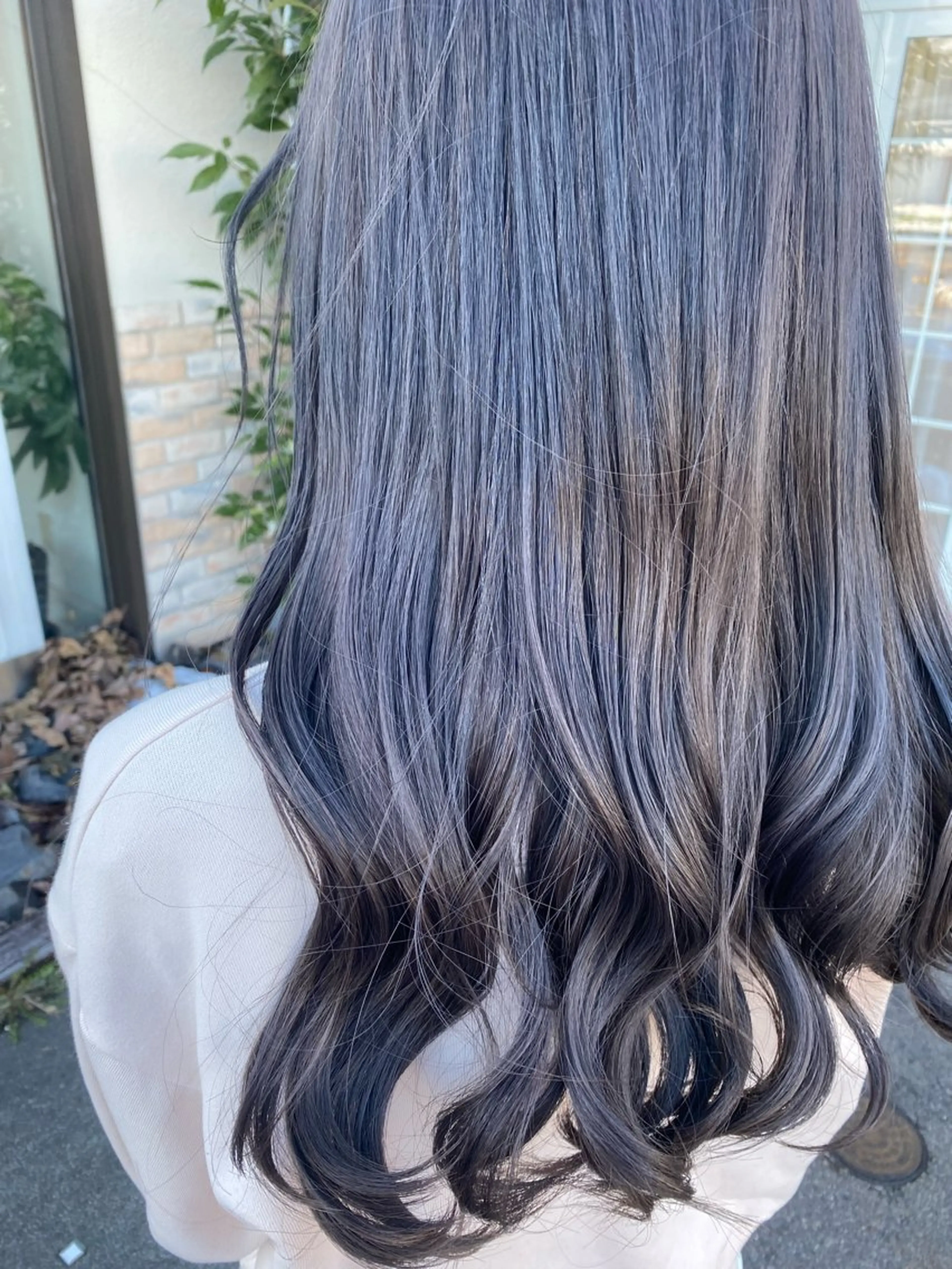 ロング カラー 森 麻衣葉のヘアスタイル