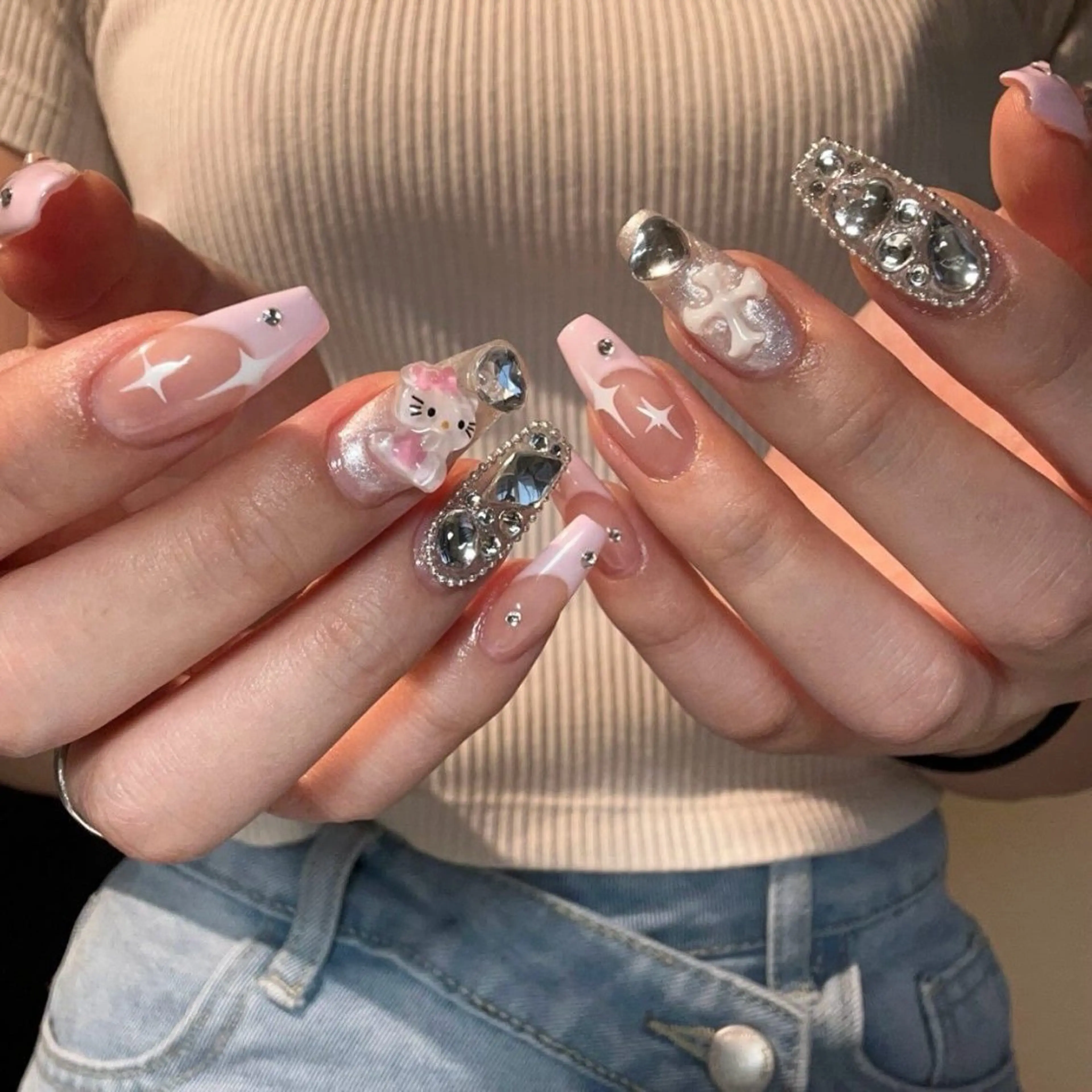 ネイル 韓国ネイル 持ち込み ニュアンスネイル ネイルチップ 冬ネイル LISA ANA.CHUOのネイルデザイン