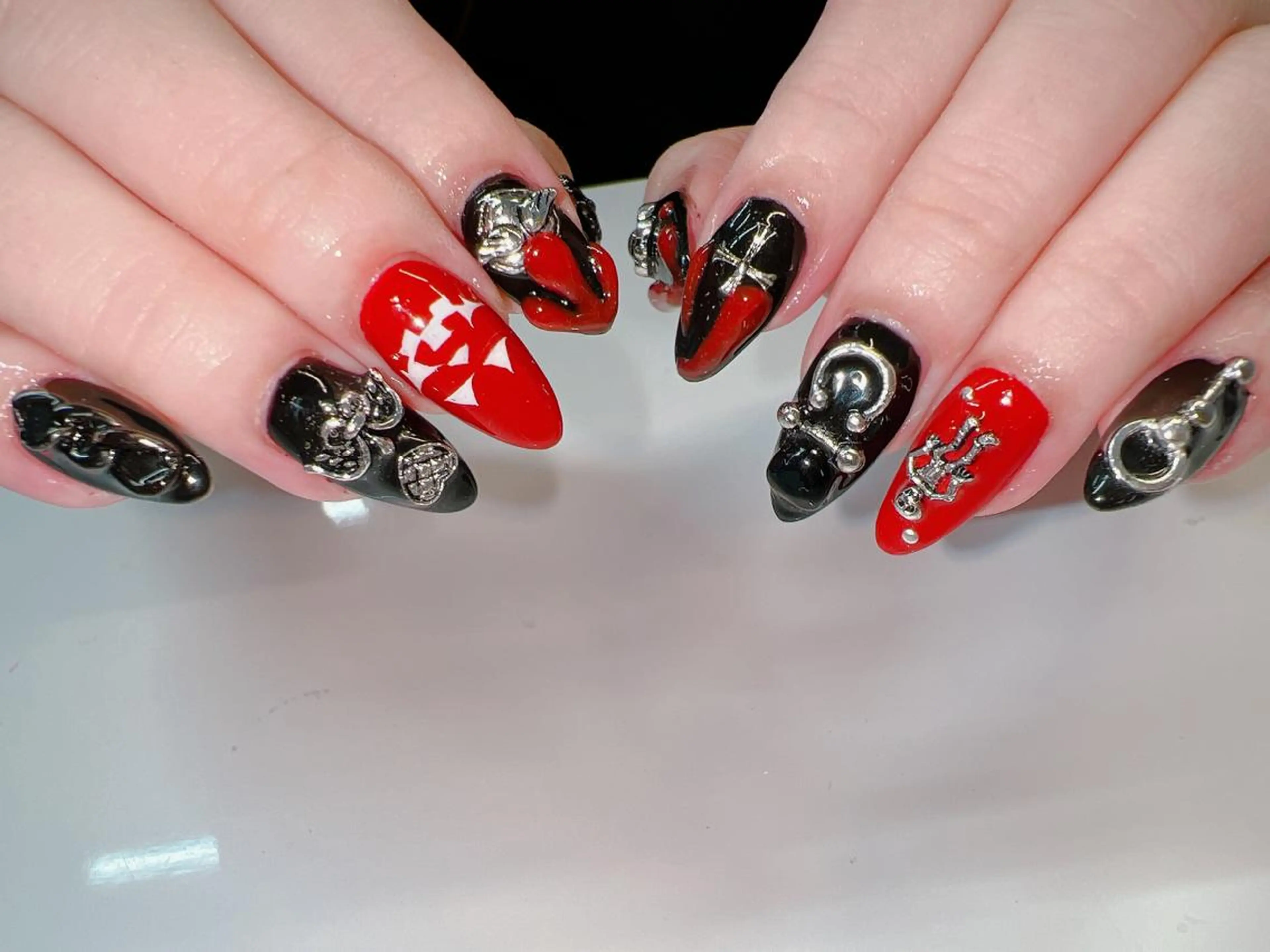 ネイル ハンドネイル Nail Salon L'arc所属・💊大阪/心斎橋 moni🧠のネイルデザイン