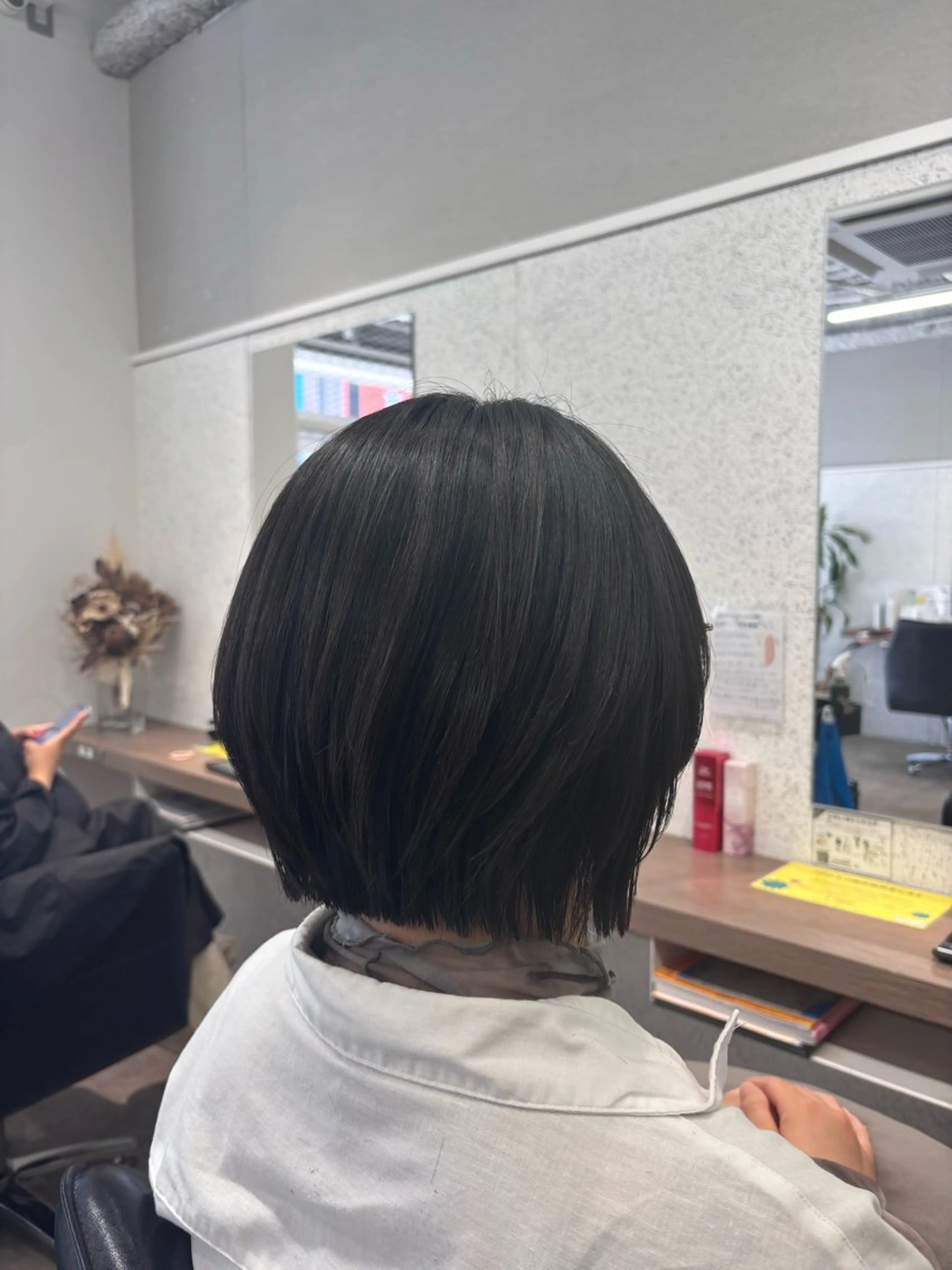 ミディアム ボブ 酸性ストレート トリートメント ボブ/透明感カラー/ 髪質改善/🌙/ルナのヘアスタイル