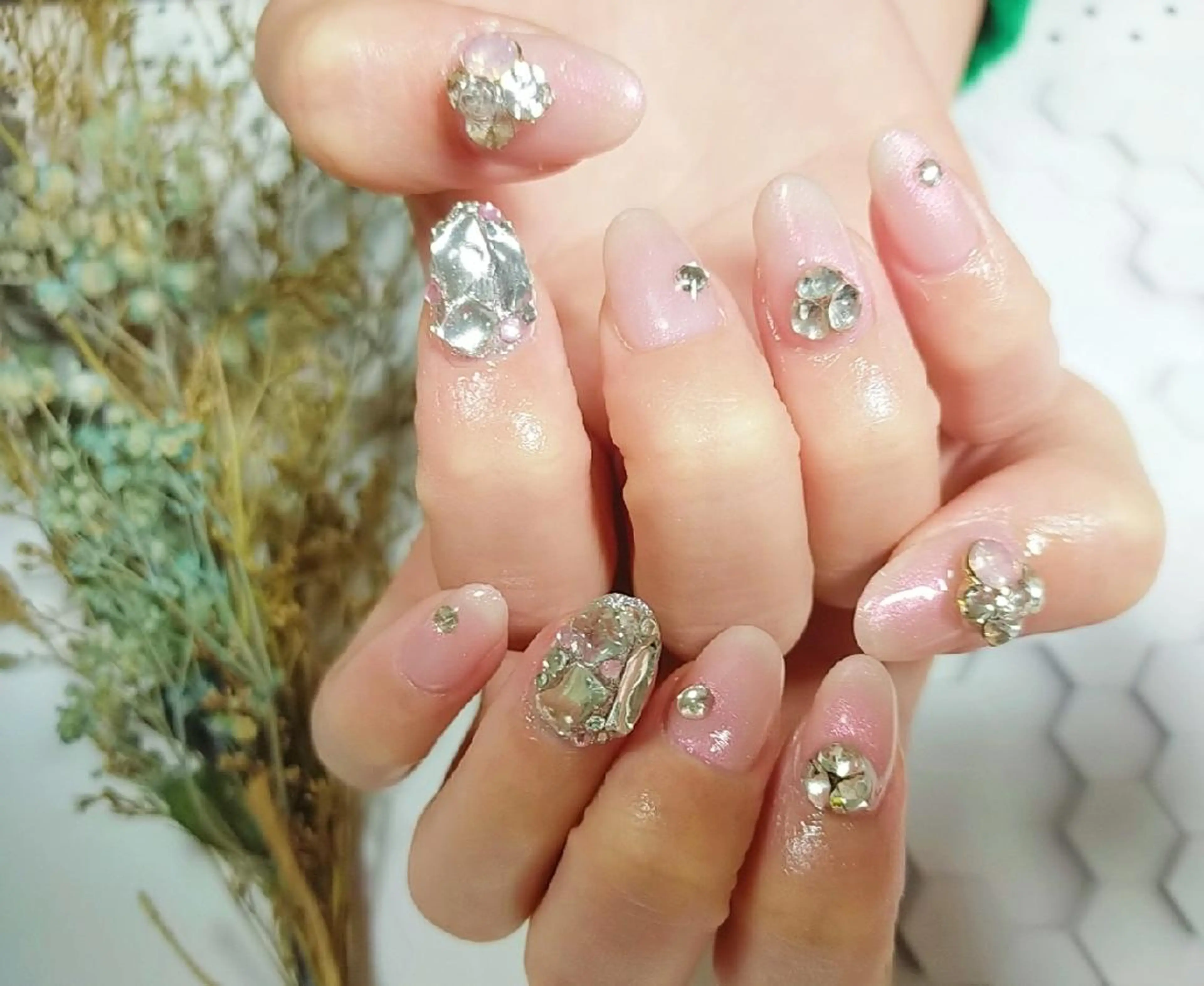 ネイル 持ち込み ＤI'A ネイルサロンのネイルデザイン