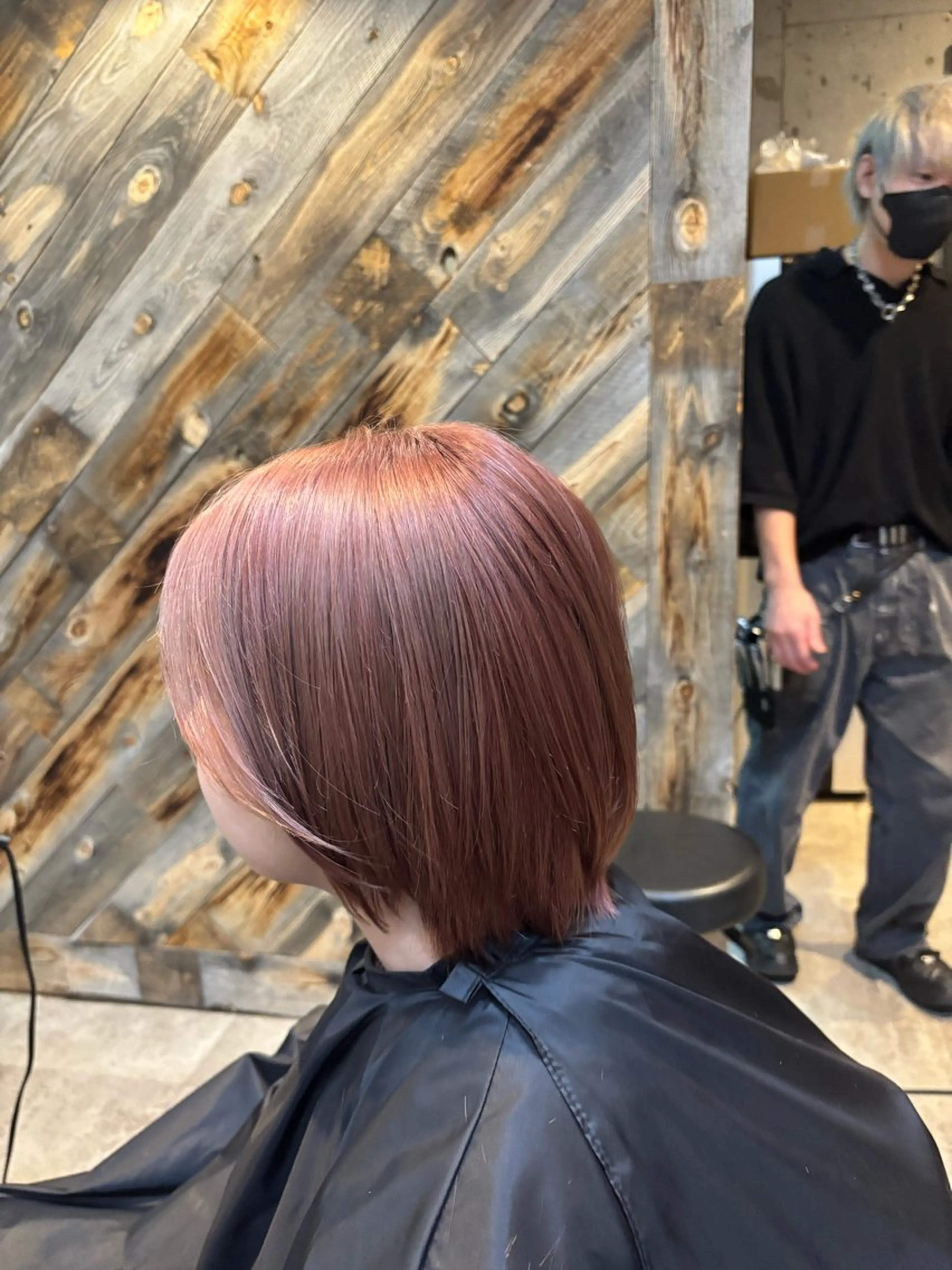 ショート カラー 吉田 光希のヘアスタイル