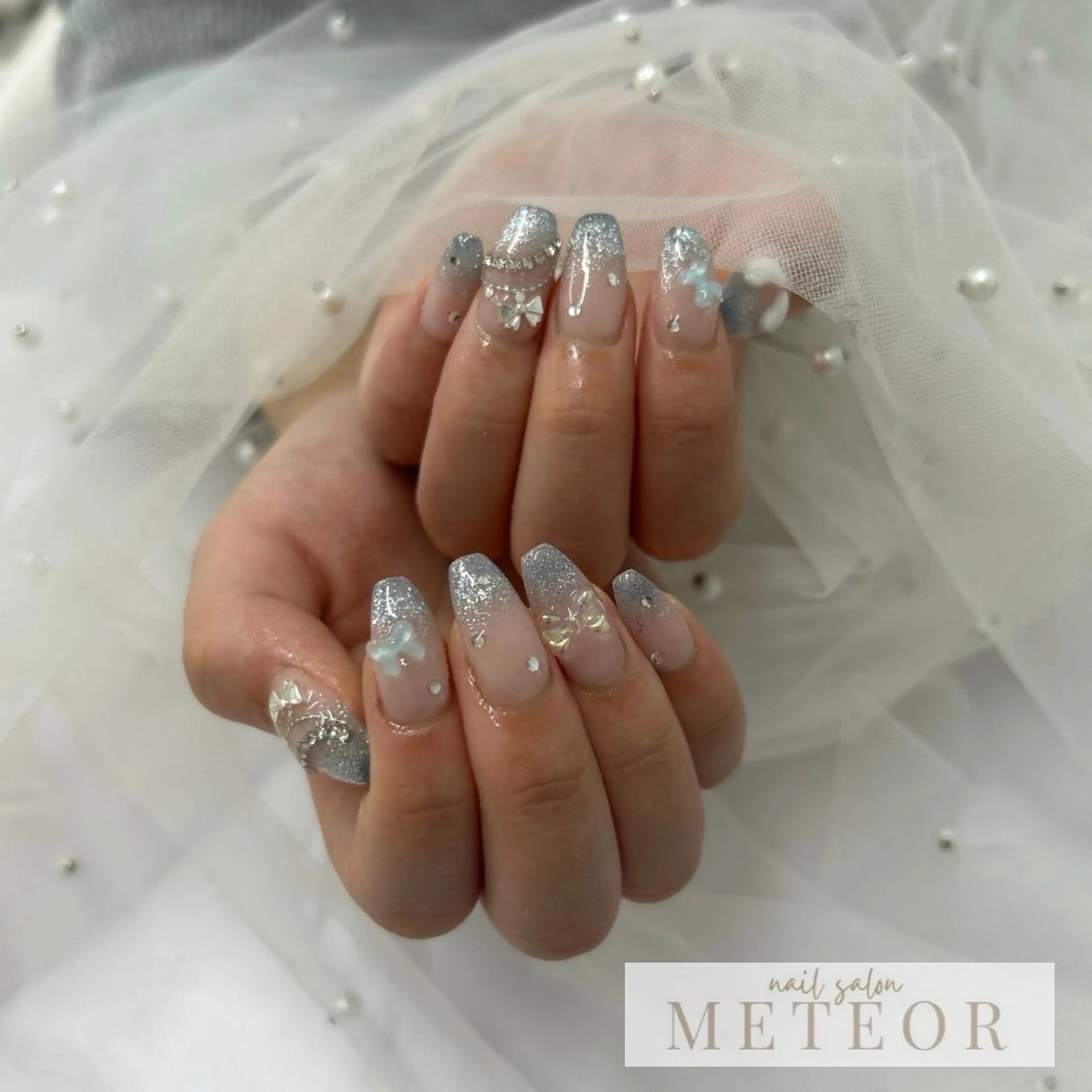 ネイル グラデーション マグネットネイル ワンホンネイル ハンドネイル nailsalon meteor所属・METEOR💫 staffのネイルデザイン