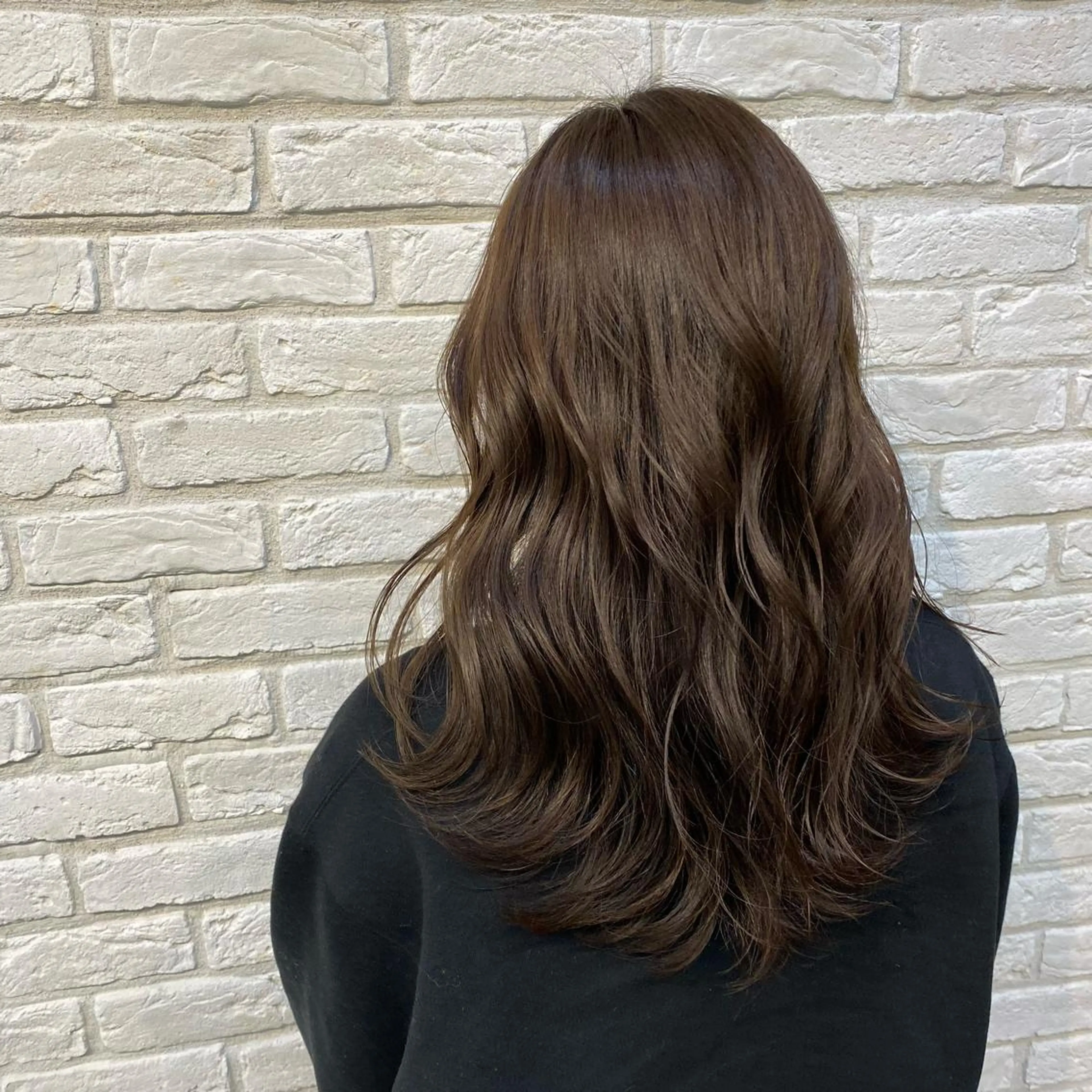 ミディアム アッシュ 髪質改善 カット ヘアカラー トリートメント ココロ☀️ CLUTCH天王寺店のヘアスタイル