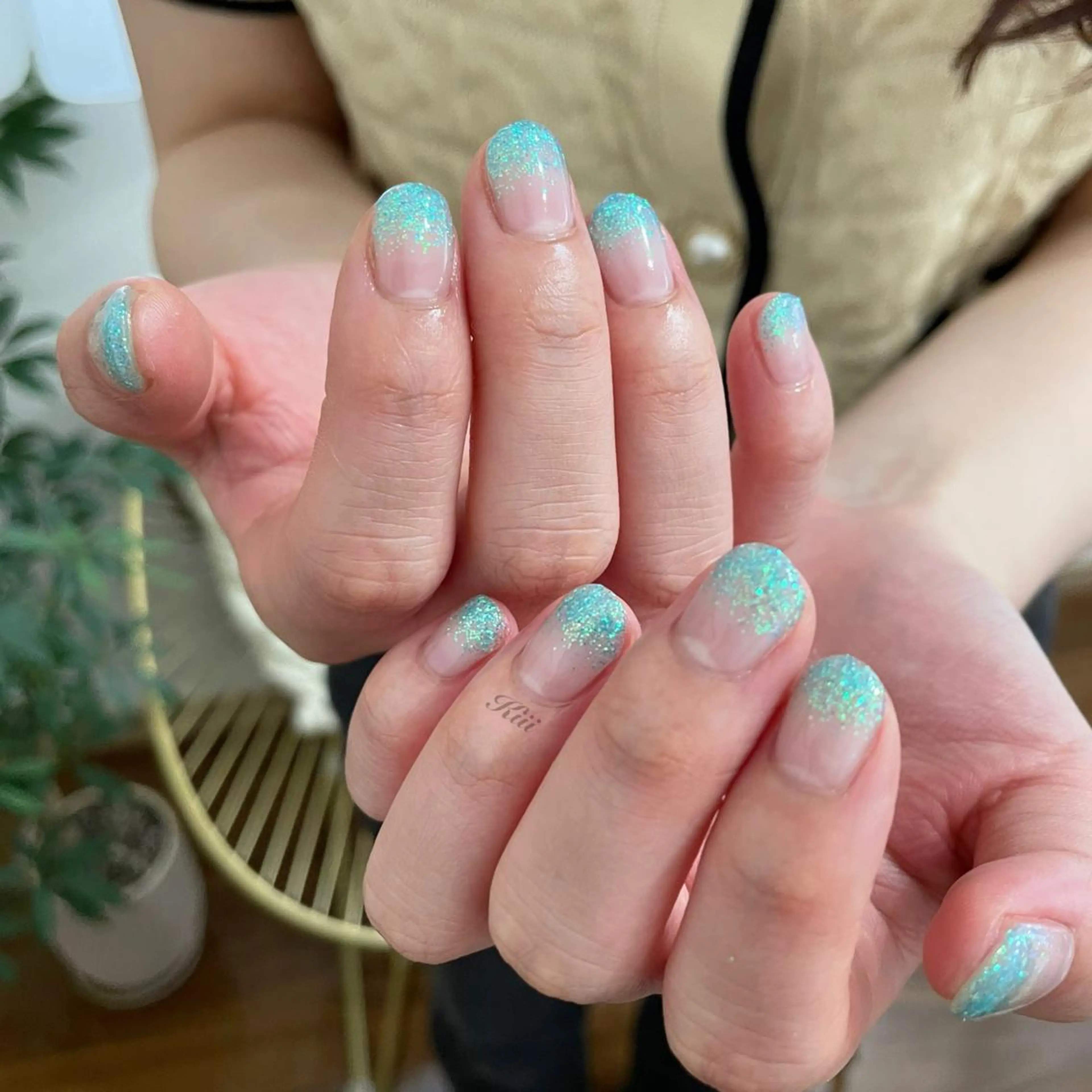 ネイル ラメ(グリッター) ハンドネイル フットネイル kiii.__ ✴︎*のネイルデザイン