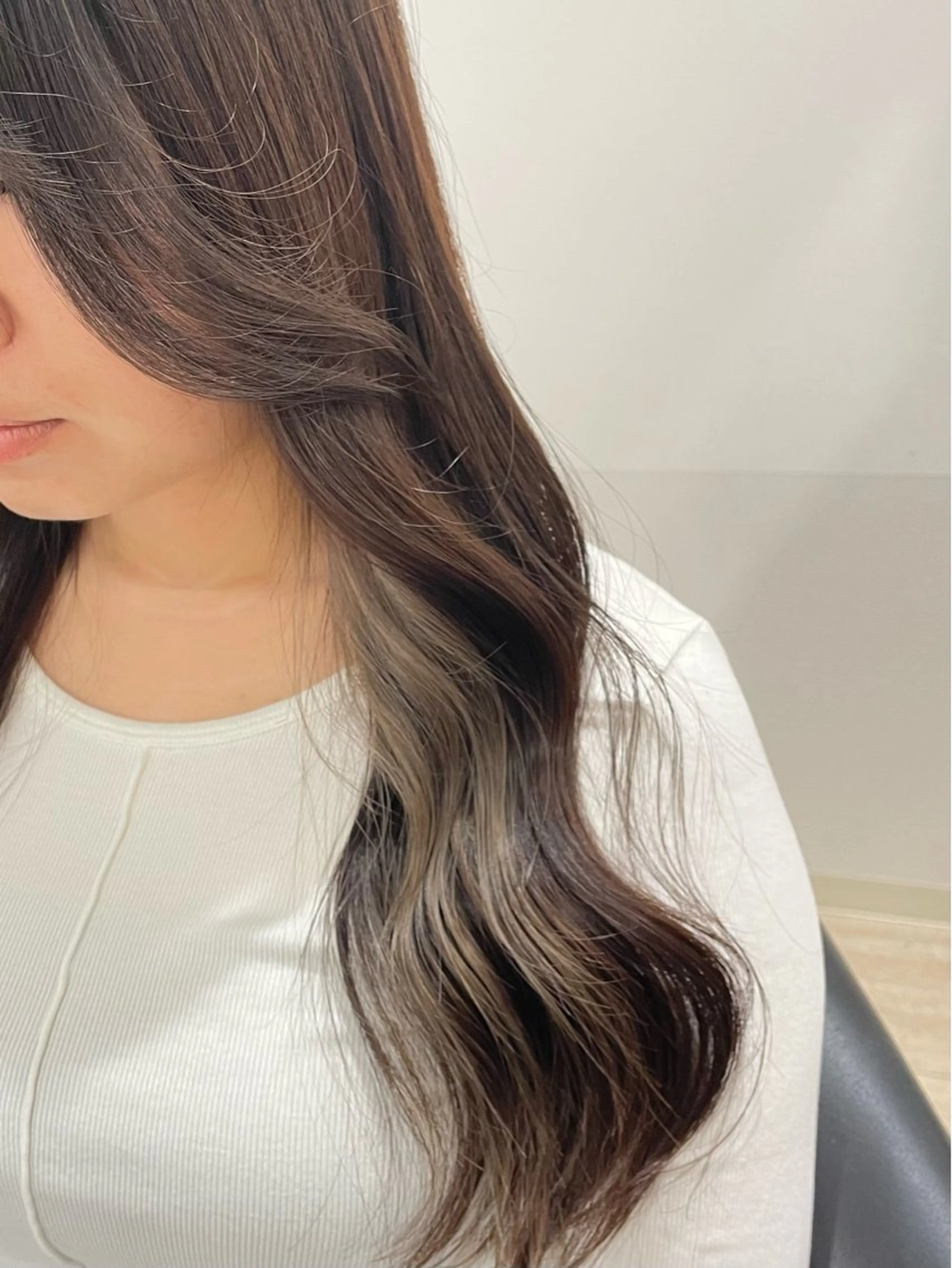 ロング カラー インナーカラー 韓国風ヘア カット ヘアカラー トリートメント 川面 皓平のヘアスタイル