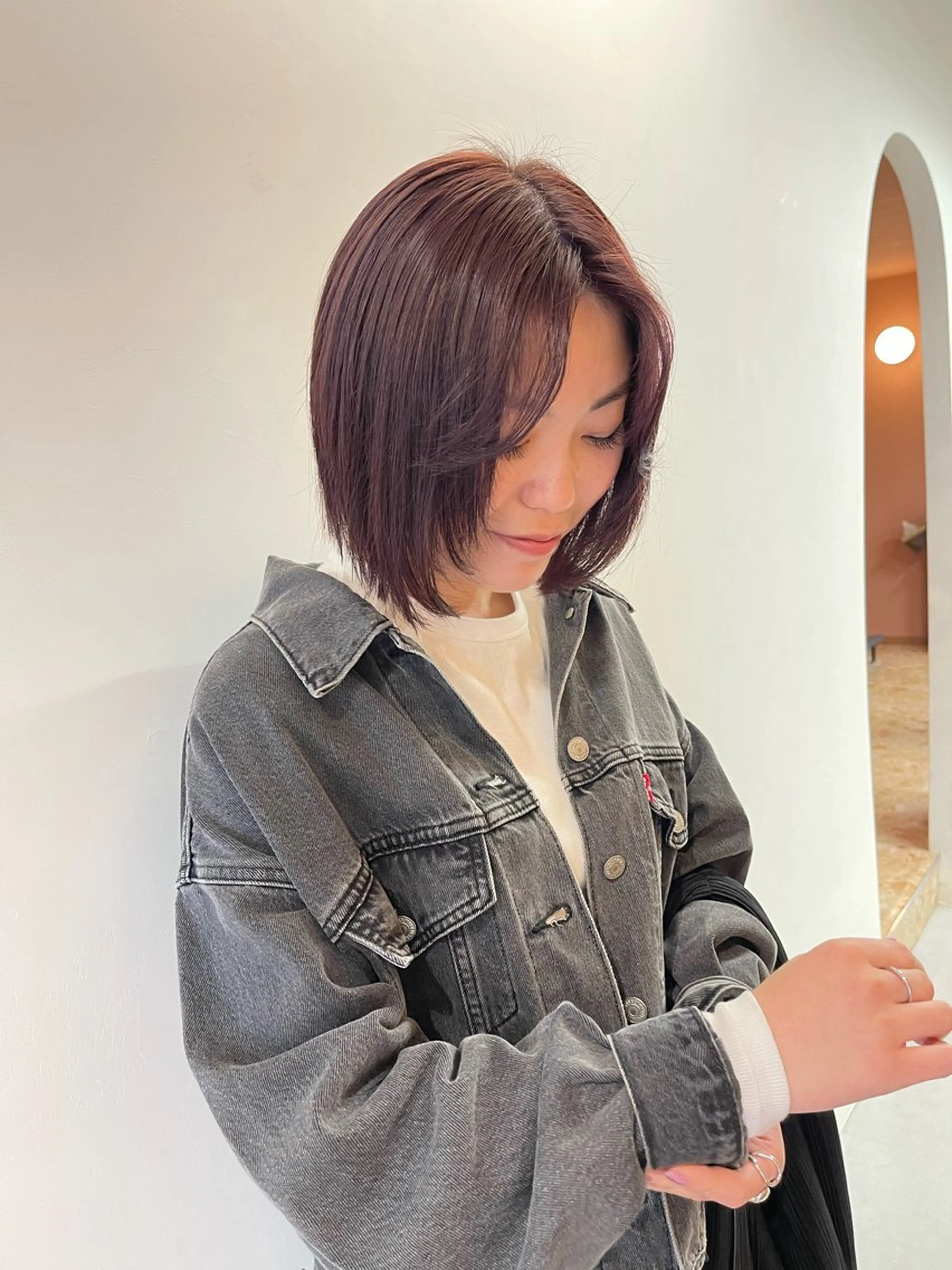 ショート カラー ヘアアレンジ 透明感カラー ピンクカラー スズキ シオリのヘアスタイル