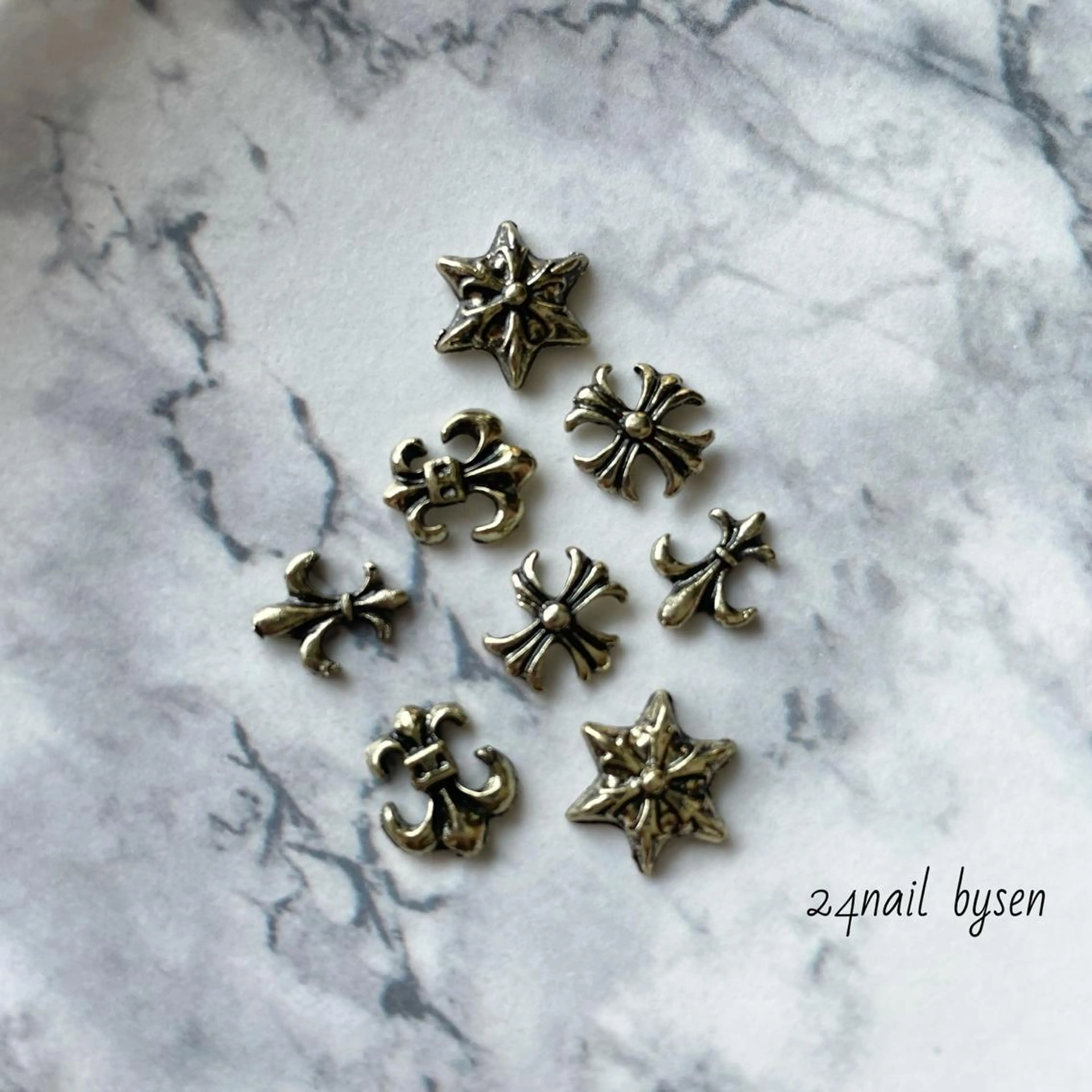 ネイル Atelier by 24nail/Ayaのネイルデザイン