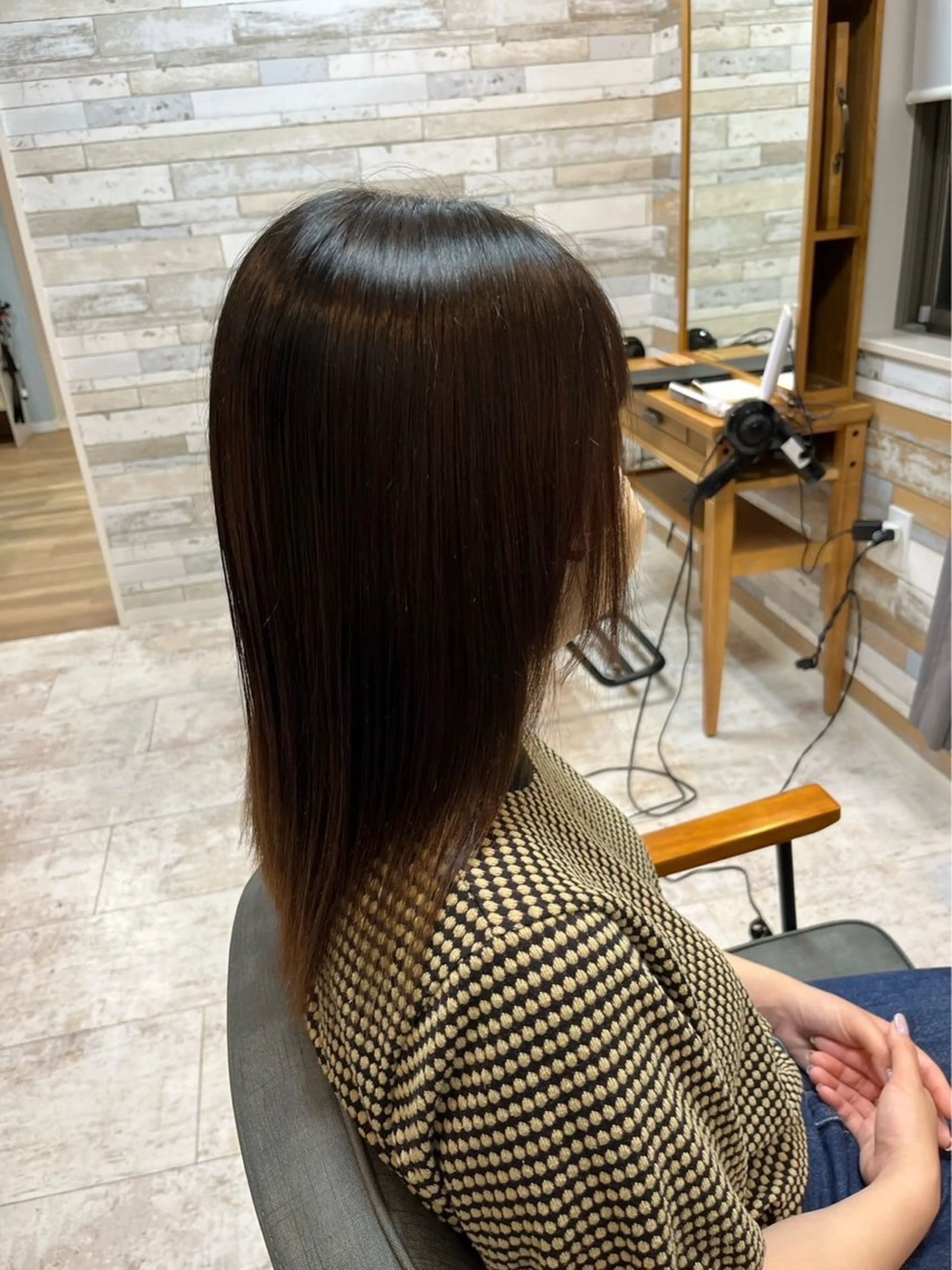 ミディアム カラー TELAHAIR ﾓﾃﾞﾙ募集TOMOのヘアスタイル