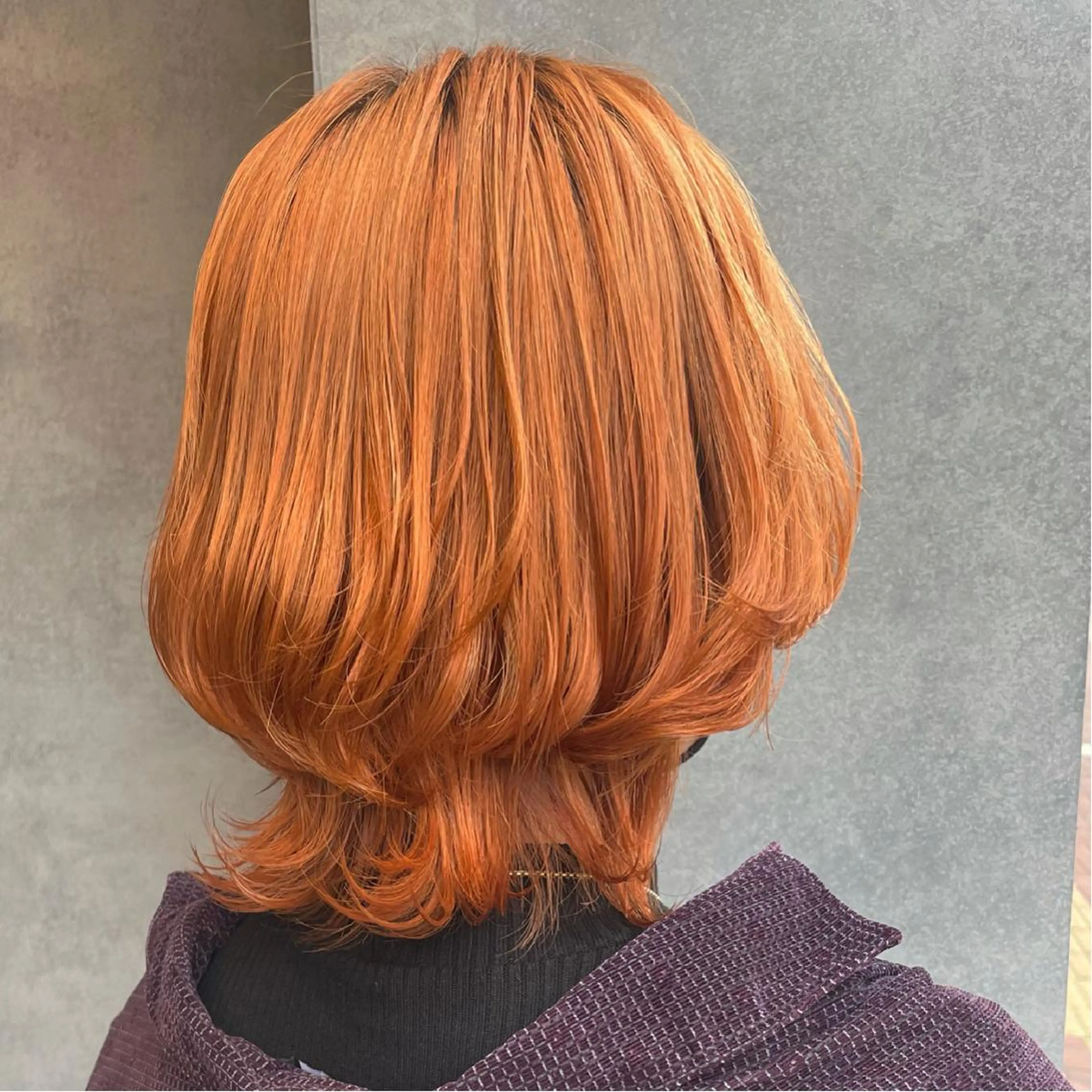 ミディアム カラー オレンジ N° jillva 腰山 菜々美のヘアスタイル