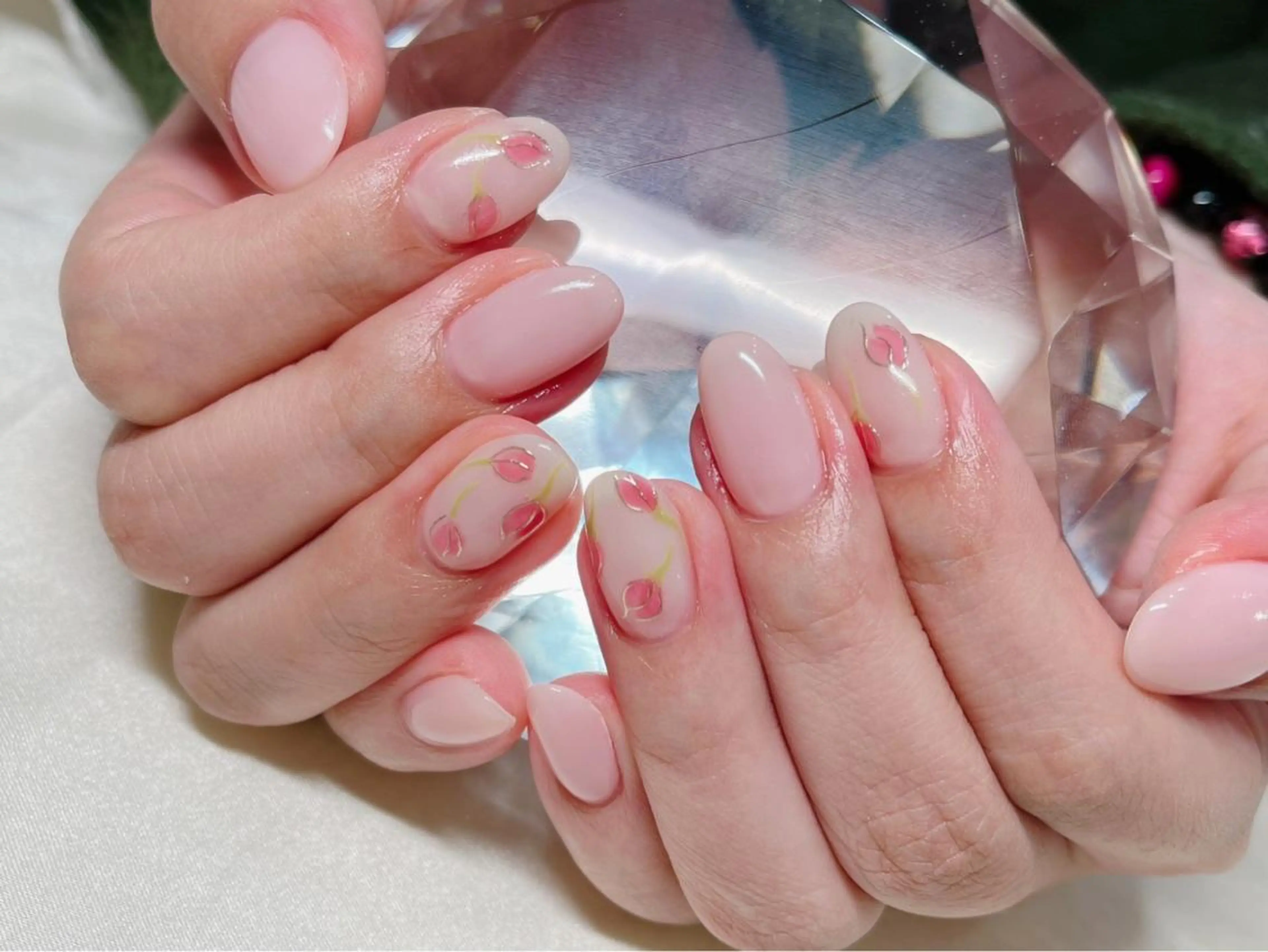 ネイル マツエク・マツパ アイブロウ 眉カラー 韓国風マツエク パリジェンヌラッシュリフト まつげパーマ ワンホンマツエク ハンドネイル Nail&eye Belire 新宿のネイルデザイン