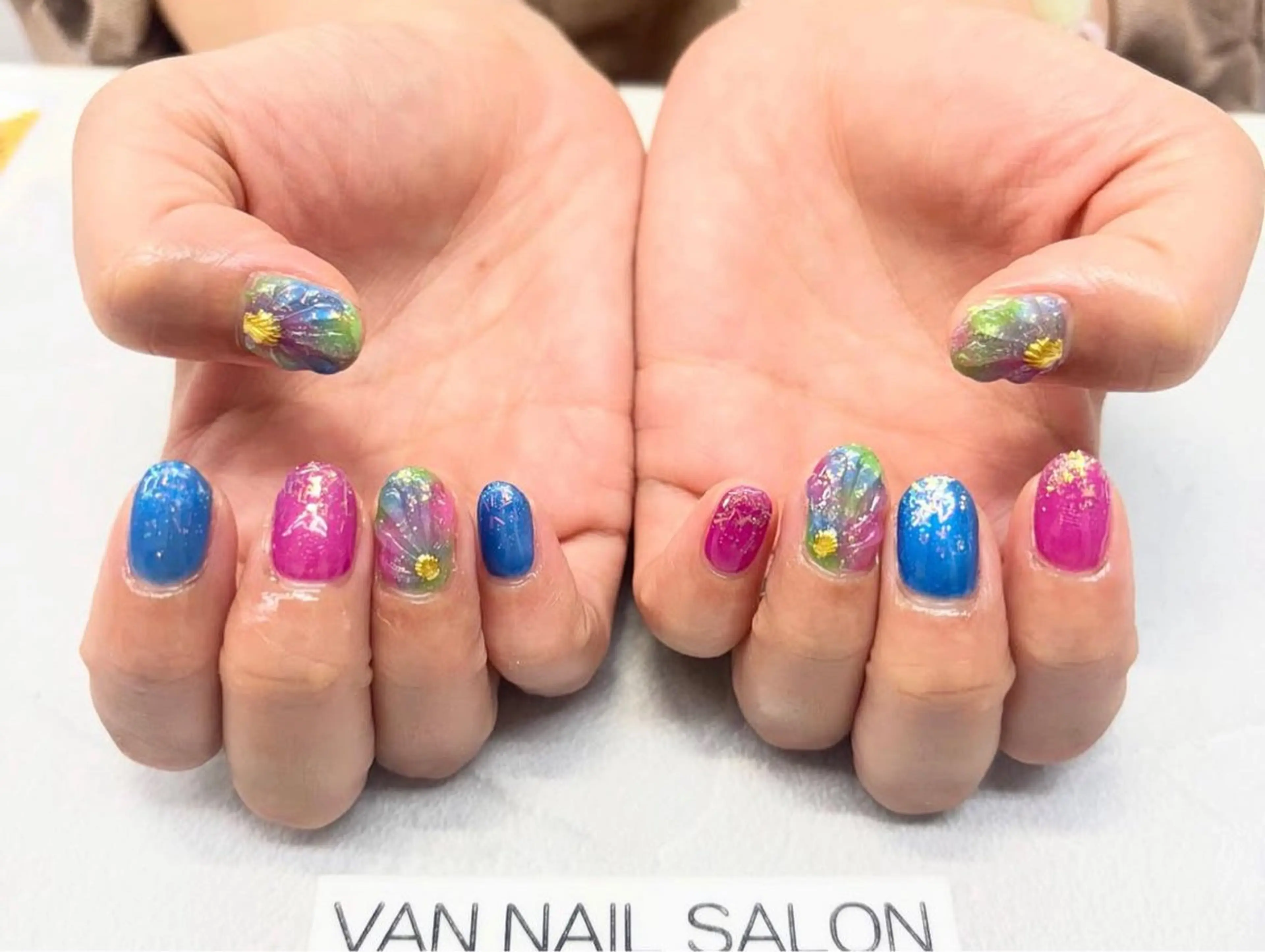 ネイル ハンドネイル Van Nail Salonのネイルデザイン
