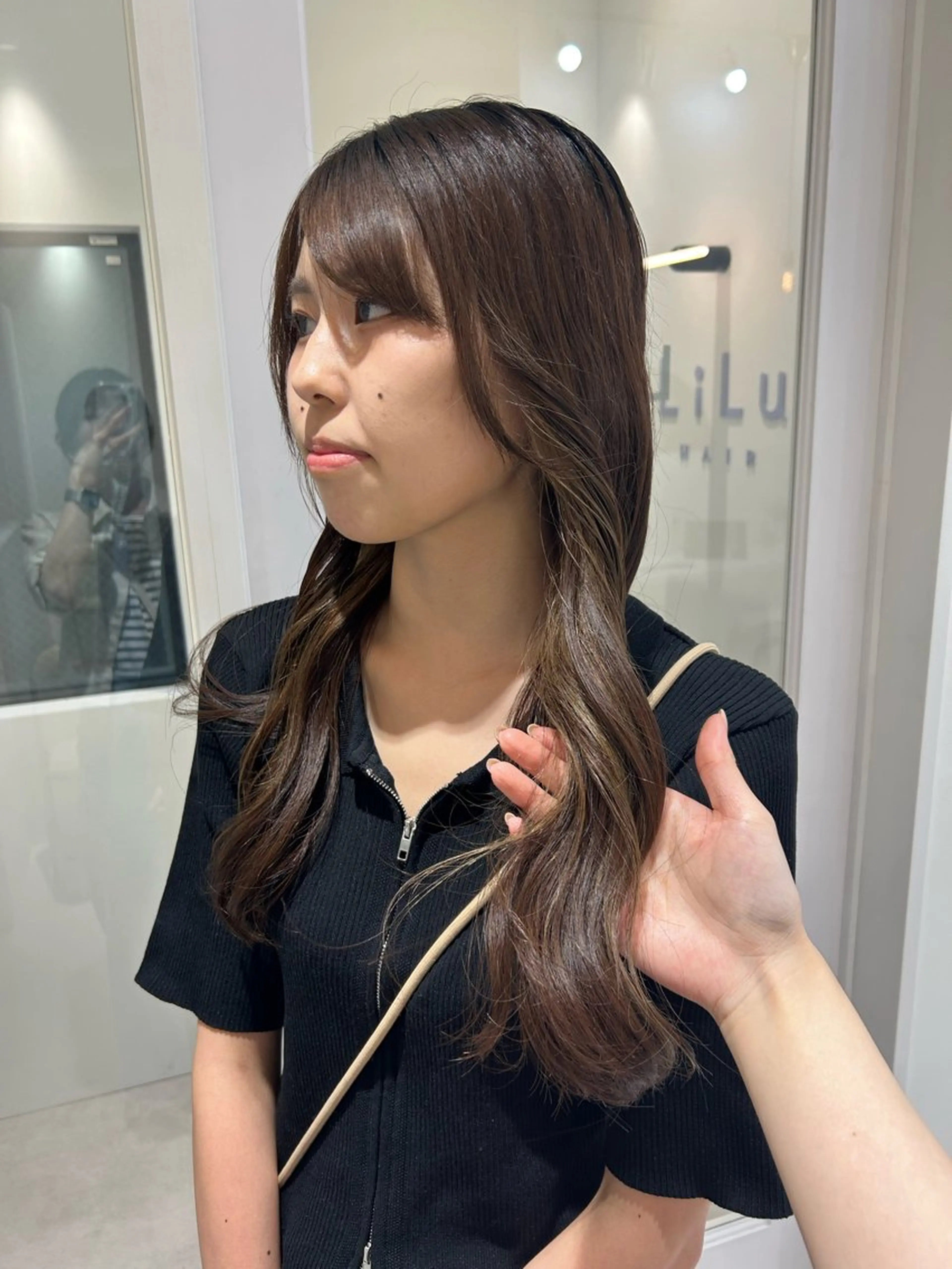 ロング カラー チアキ ジュリのヘアスタイル