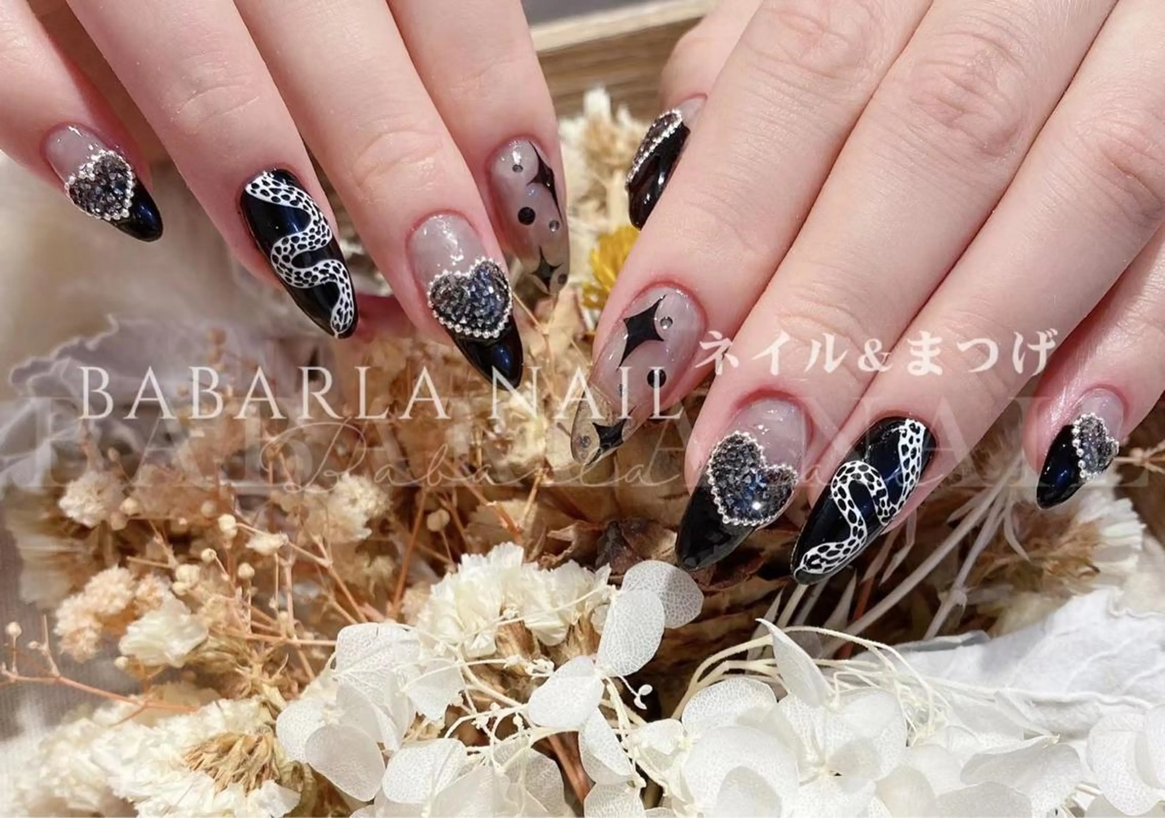ネイル メンズネイル ホワイト Babarla Nailのネイルデザイン